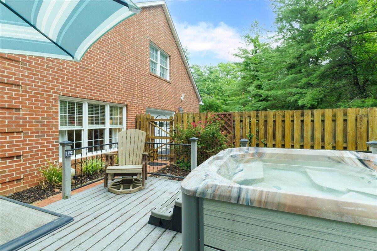4809 Greenlee RD SW