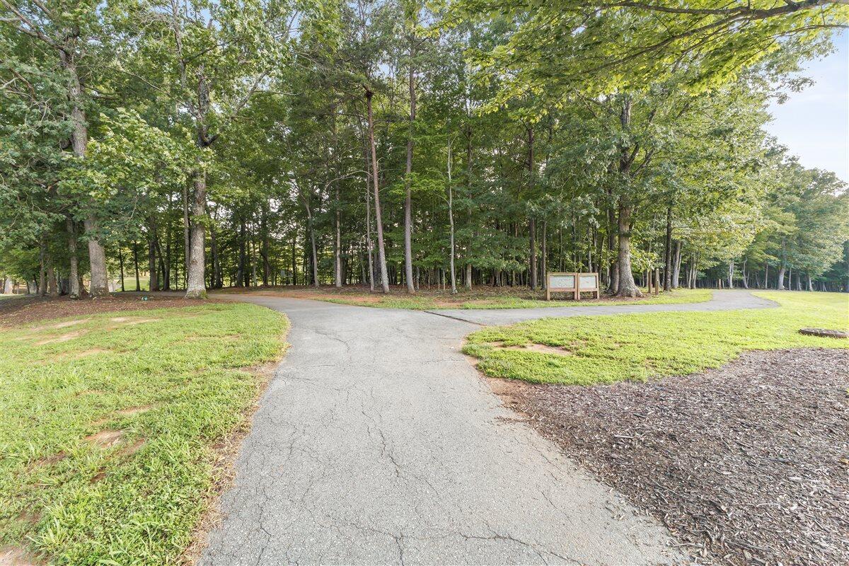 1222 8th Fairway LN