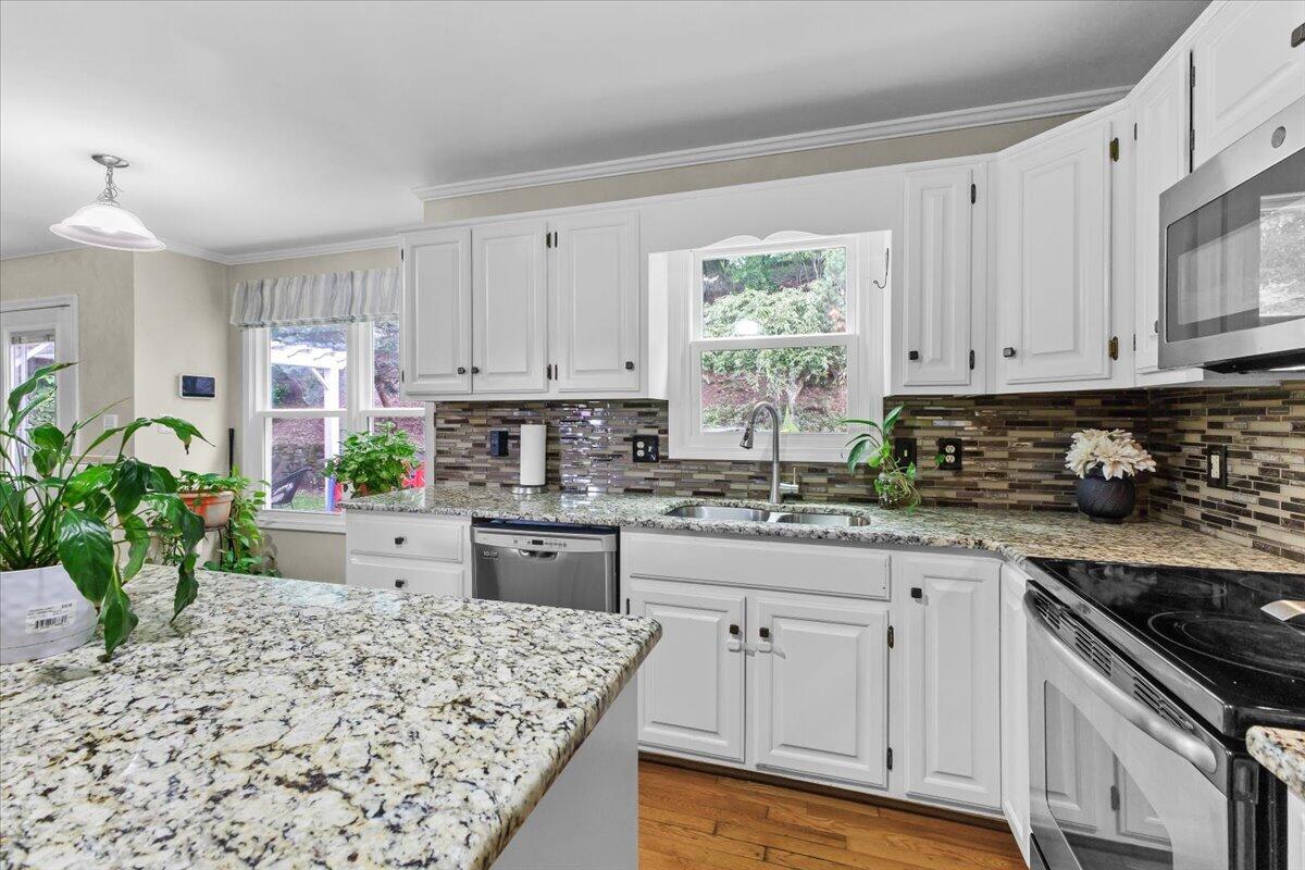 2138 Stone Mill DR