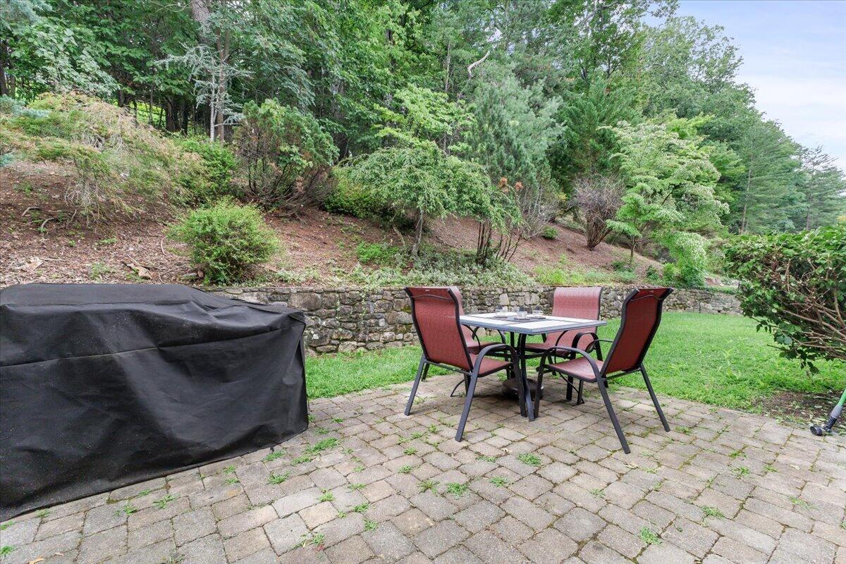 2138 Stone Mill DR