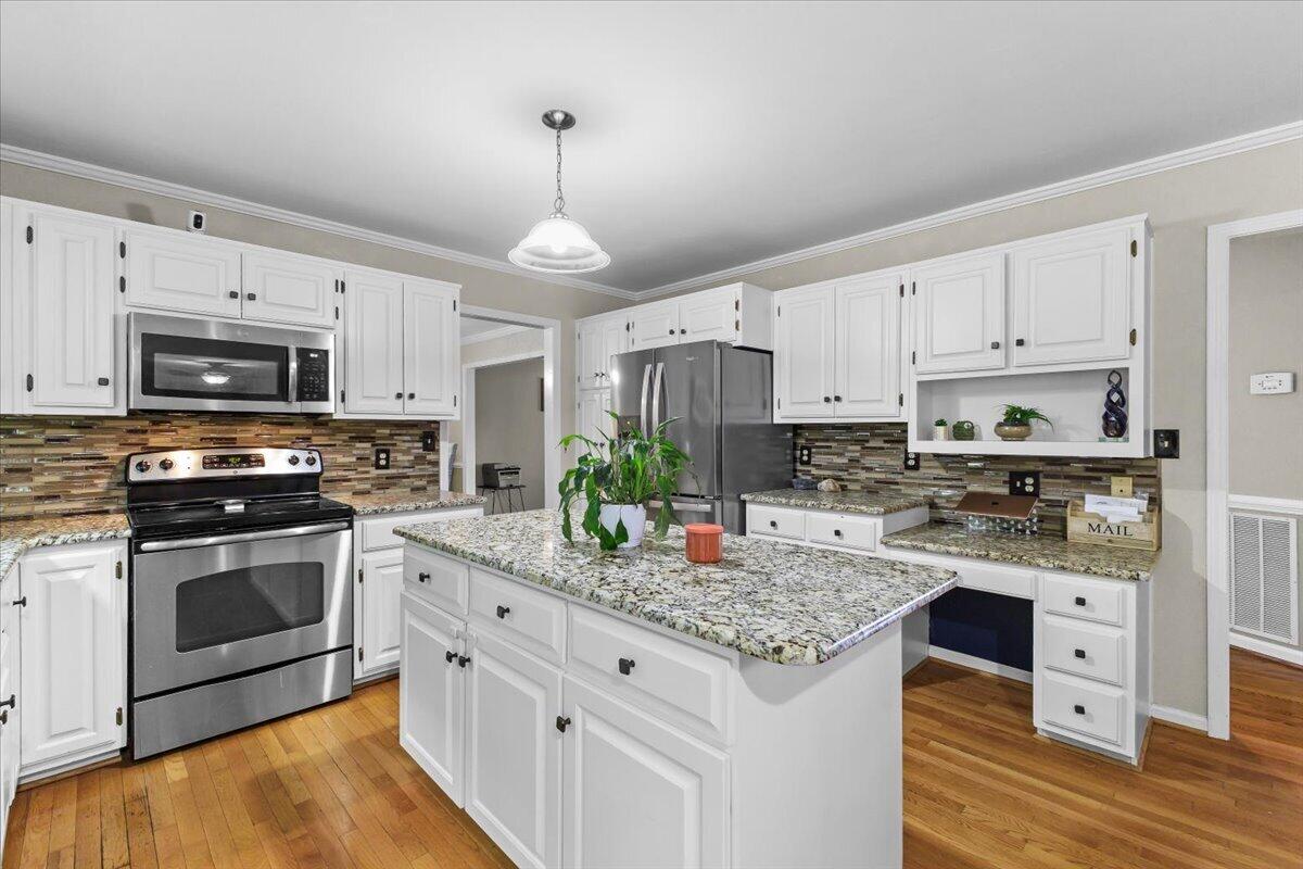 2138 Stone Mill DR