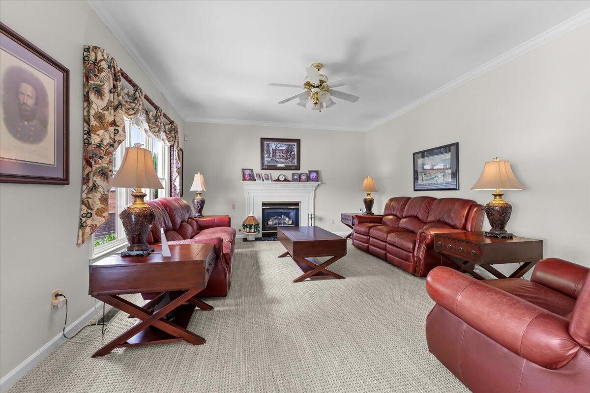 7789 Hollins Court DR