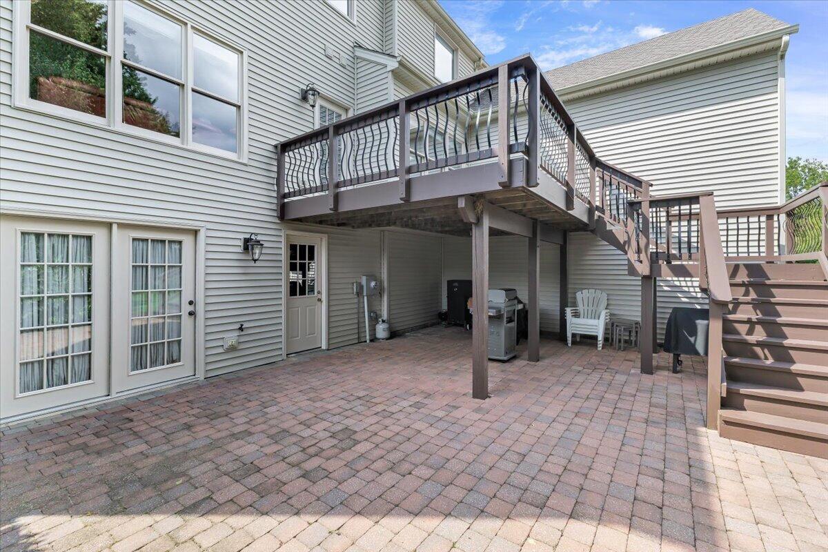 7789 Hollins Court DR