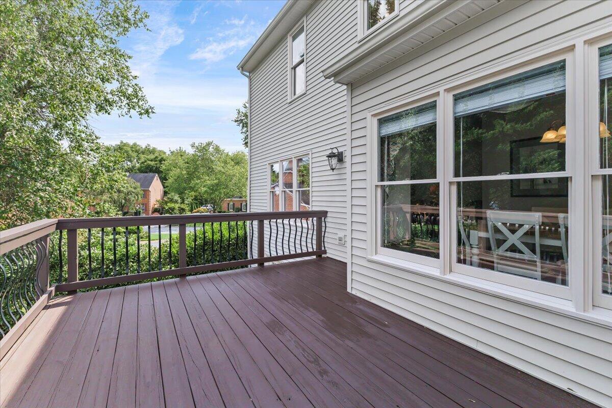 7789 Hollins Court DR