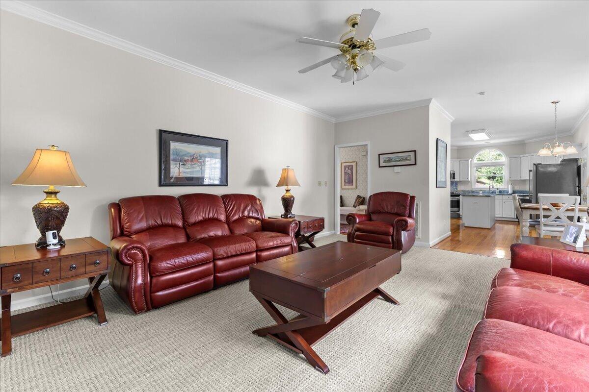 7789 Hollins Court DR