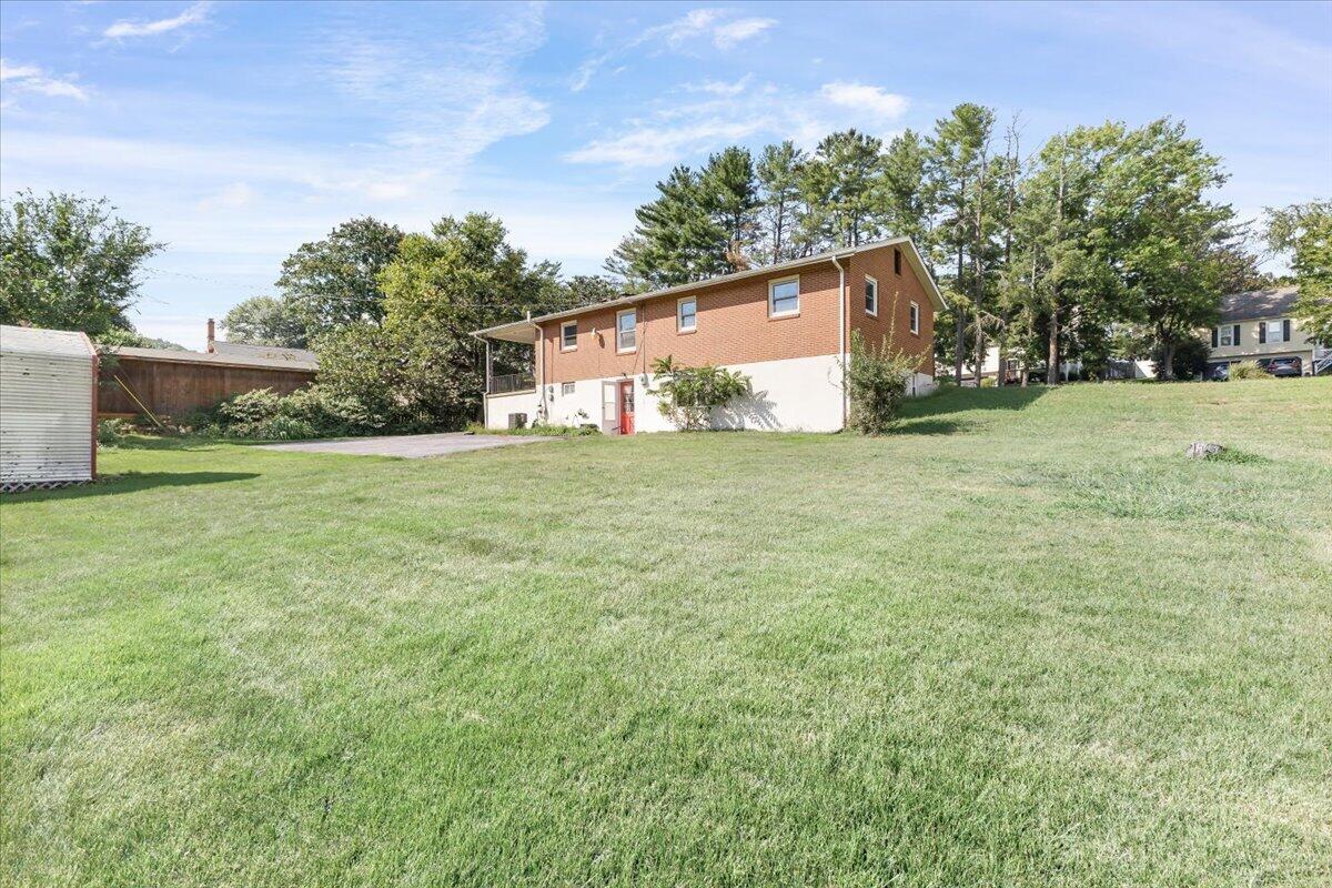 5514 Castle Rock RD