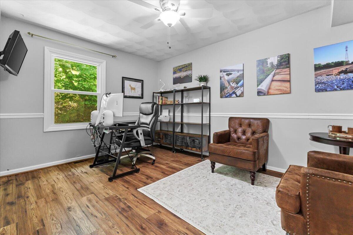 4735 Cherokee Hills DR