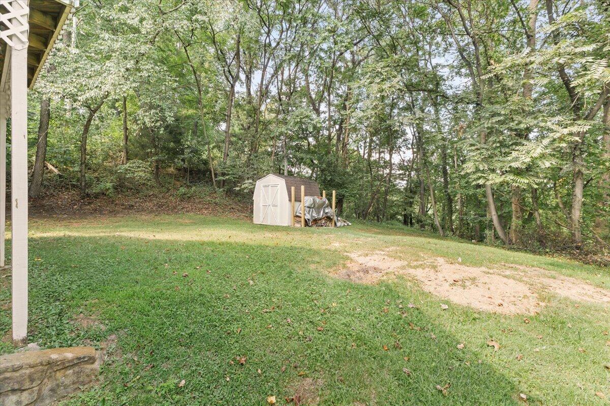 4735 Cherokee Hills DR