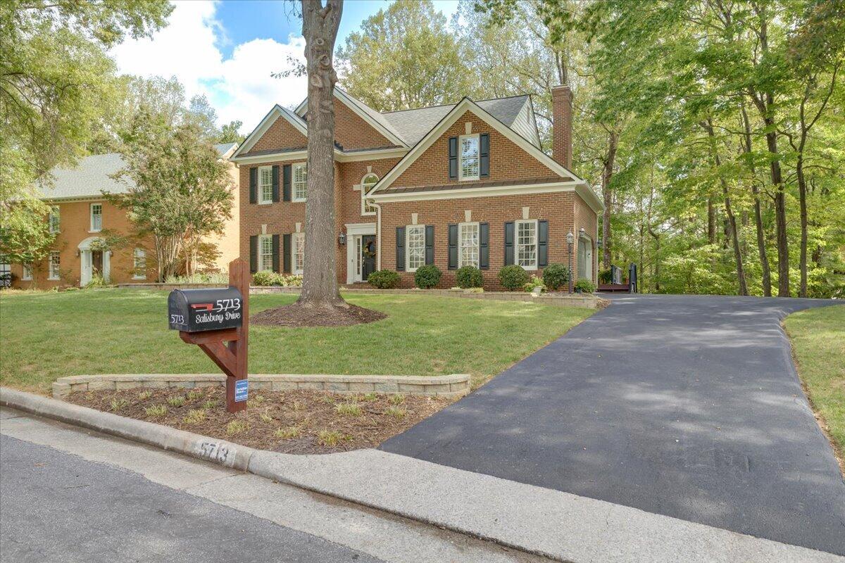 5713 Salisbury DR