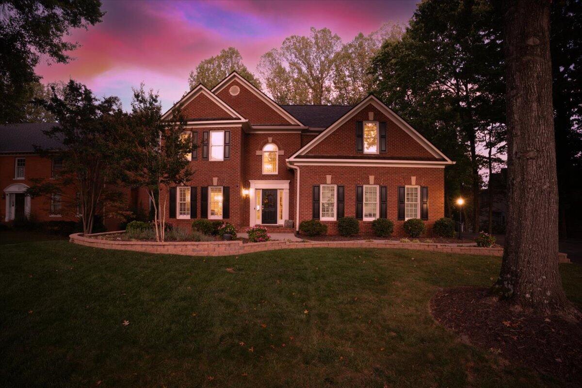 5713 Salisbury DR