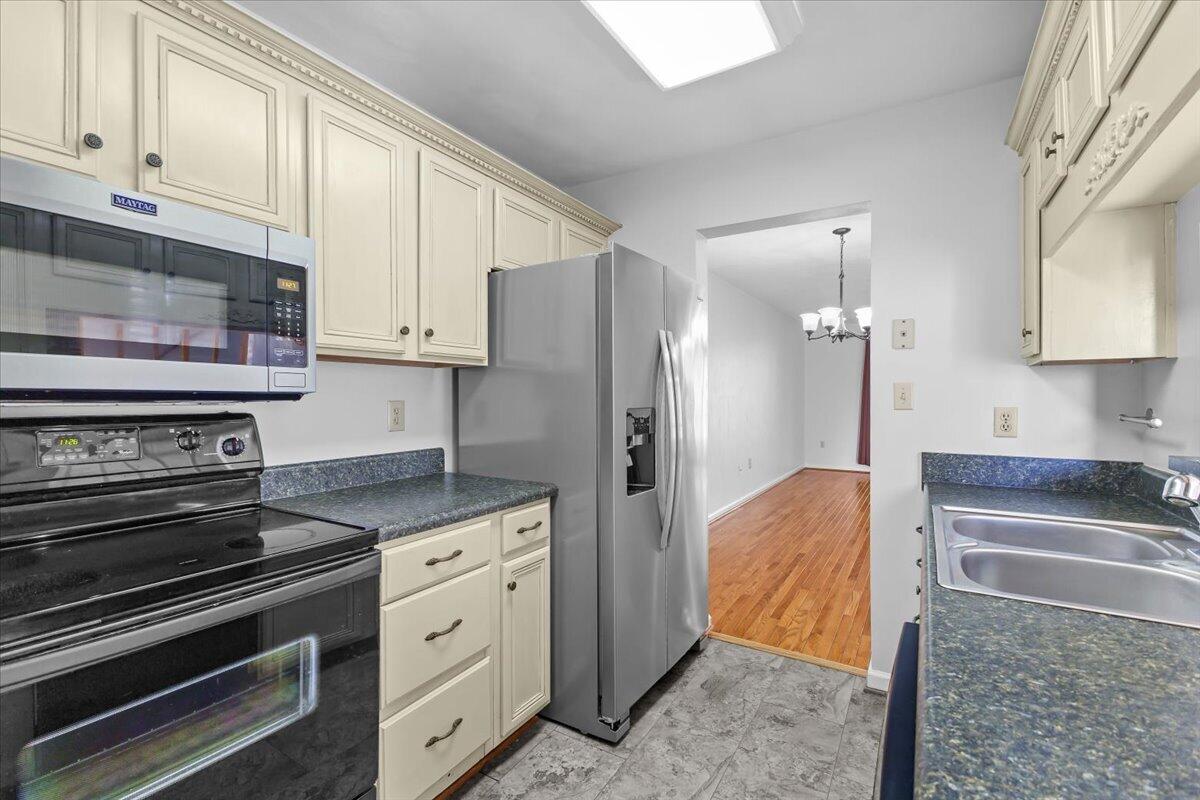 3375 Morning Dove RD