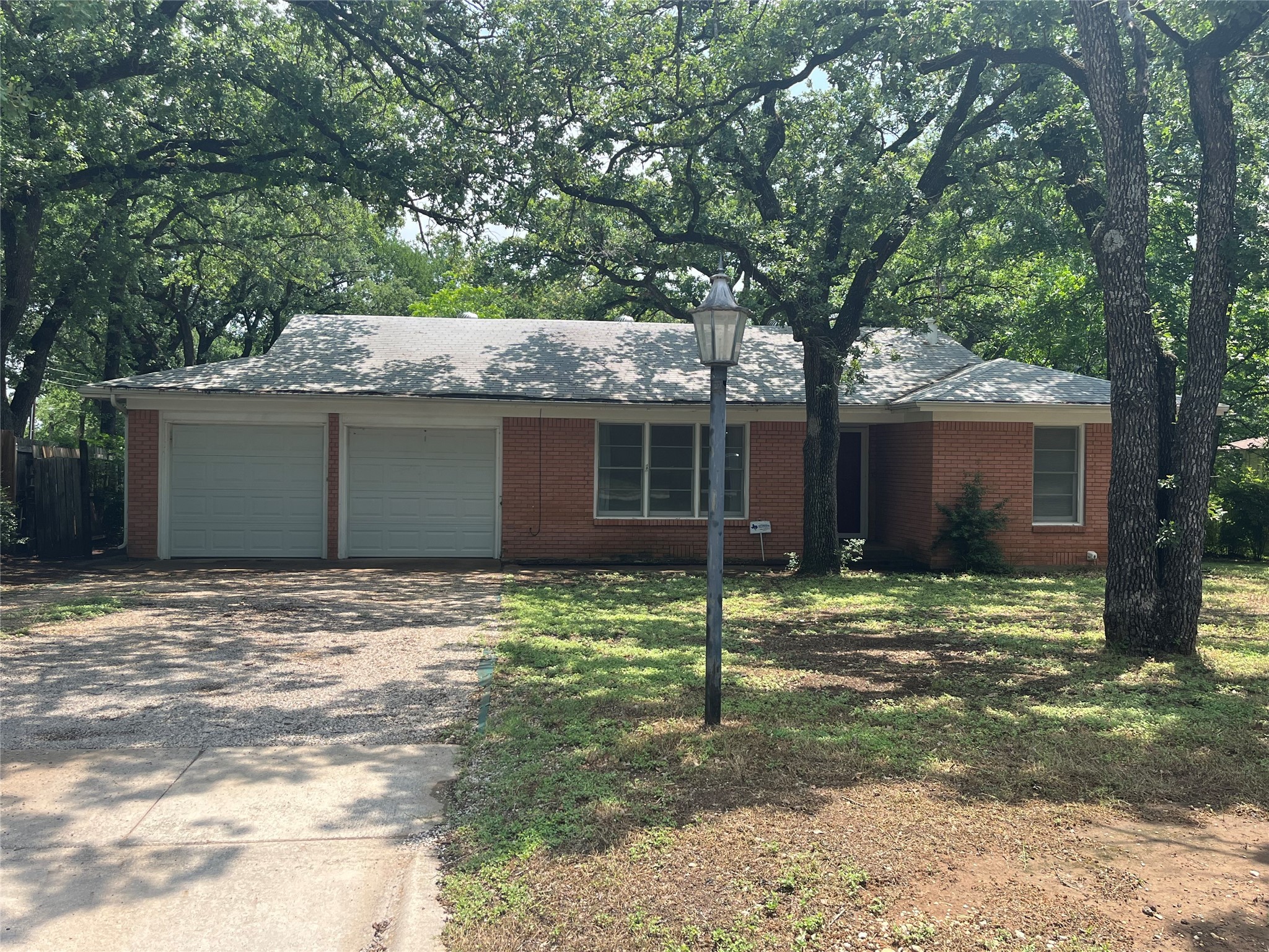 1605 Tierney Road