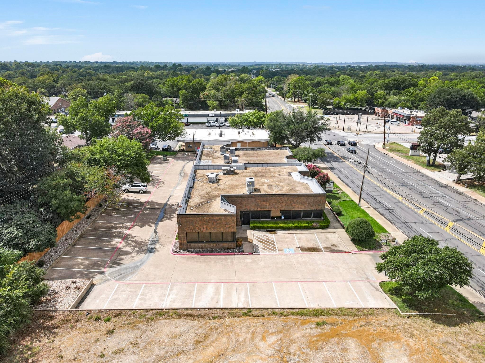 1106 W Randol Mill Road 300