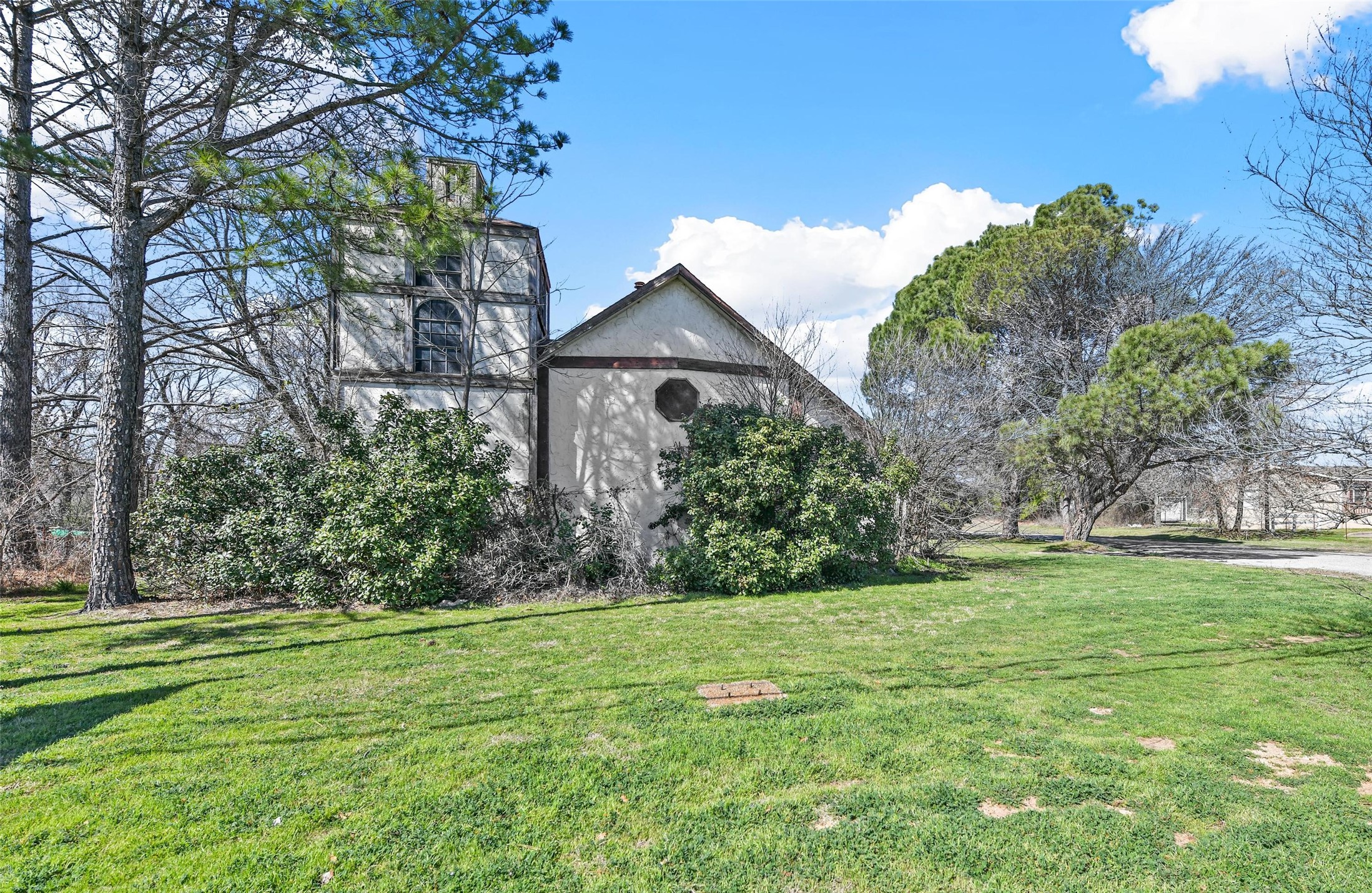 1505 E Henderson Street