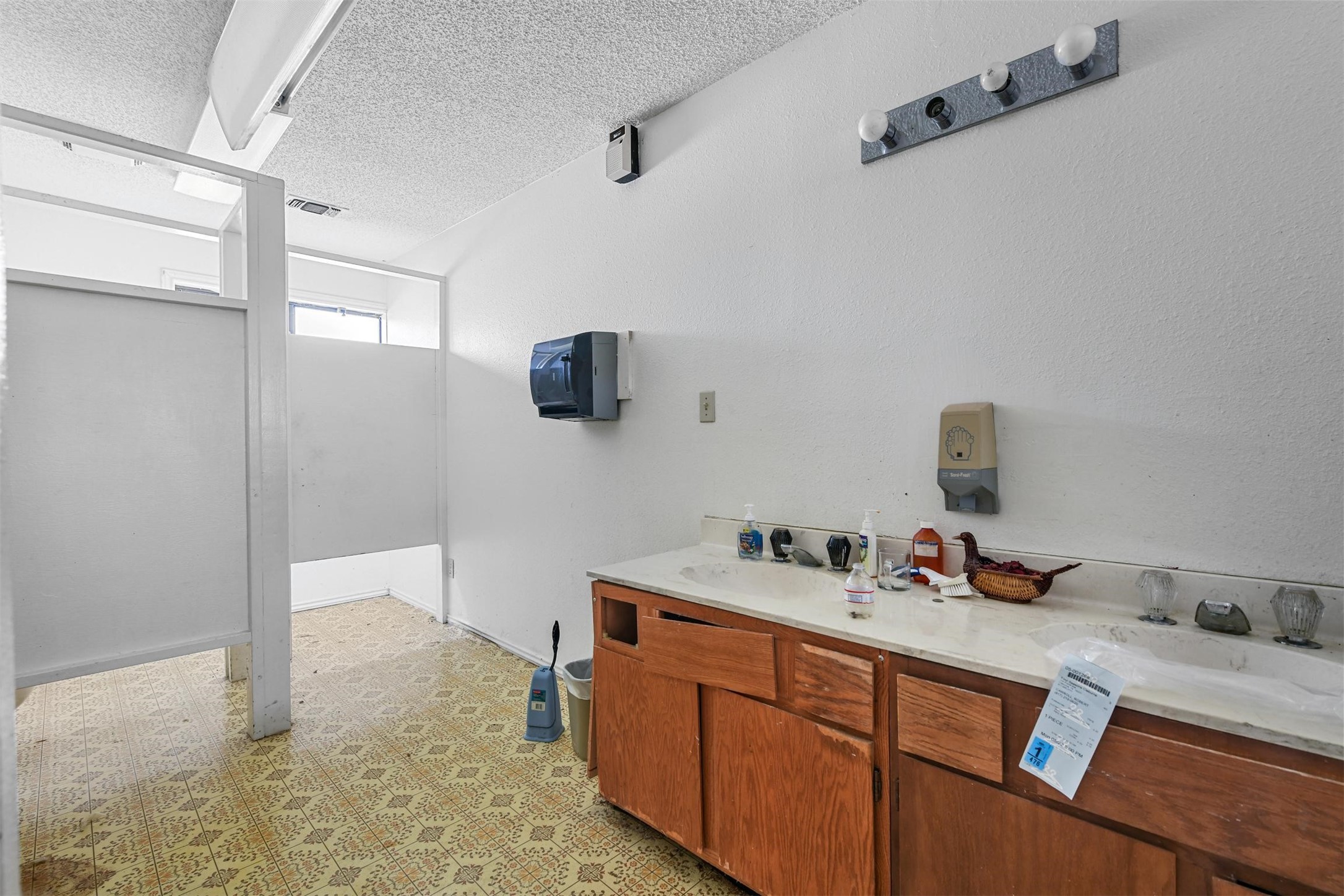 1505 E Henderson Street