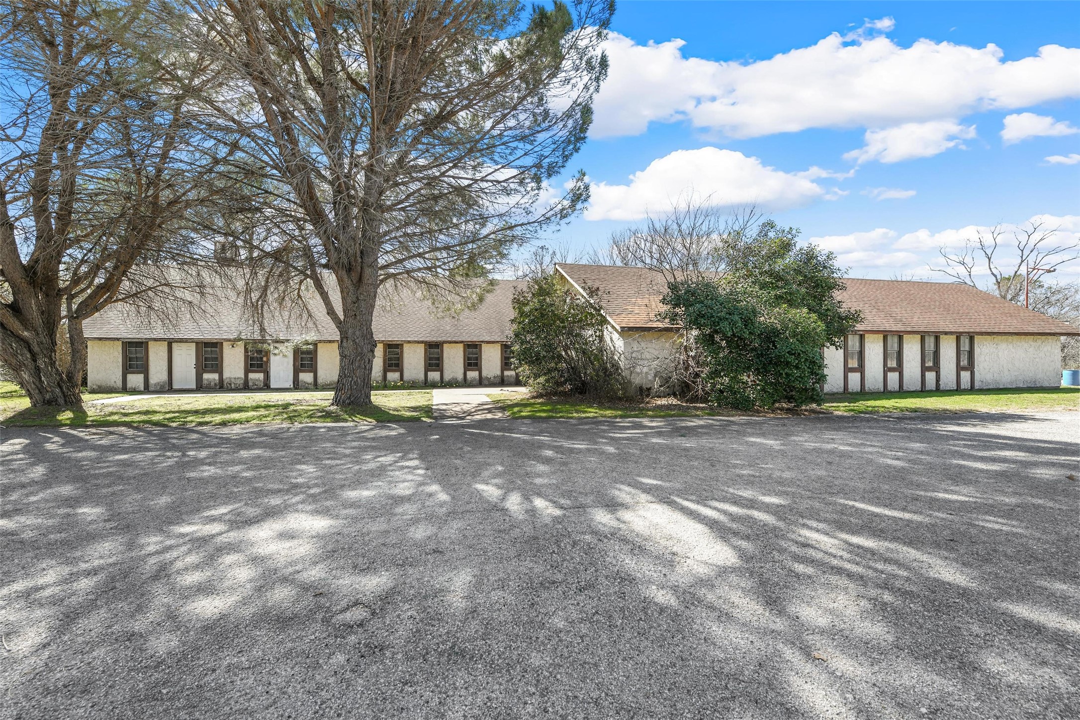 1505 E Henderson Street