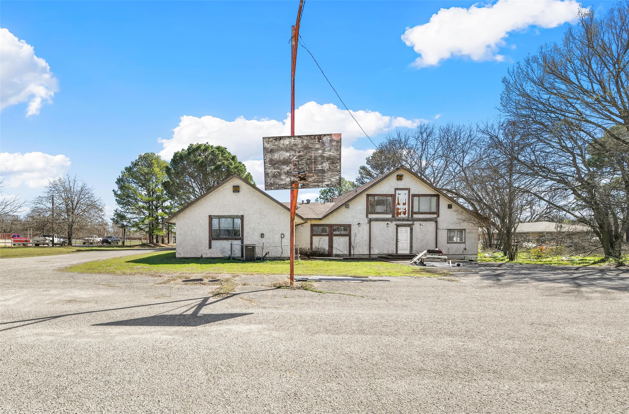 1505 E Henderson Street