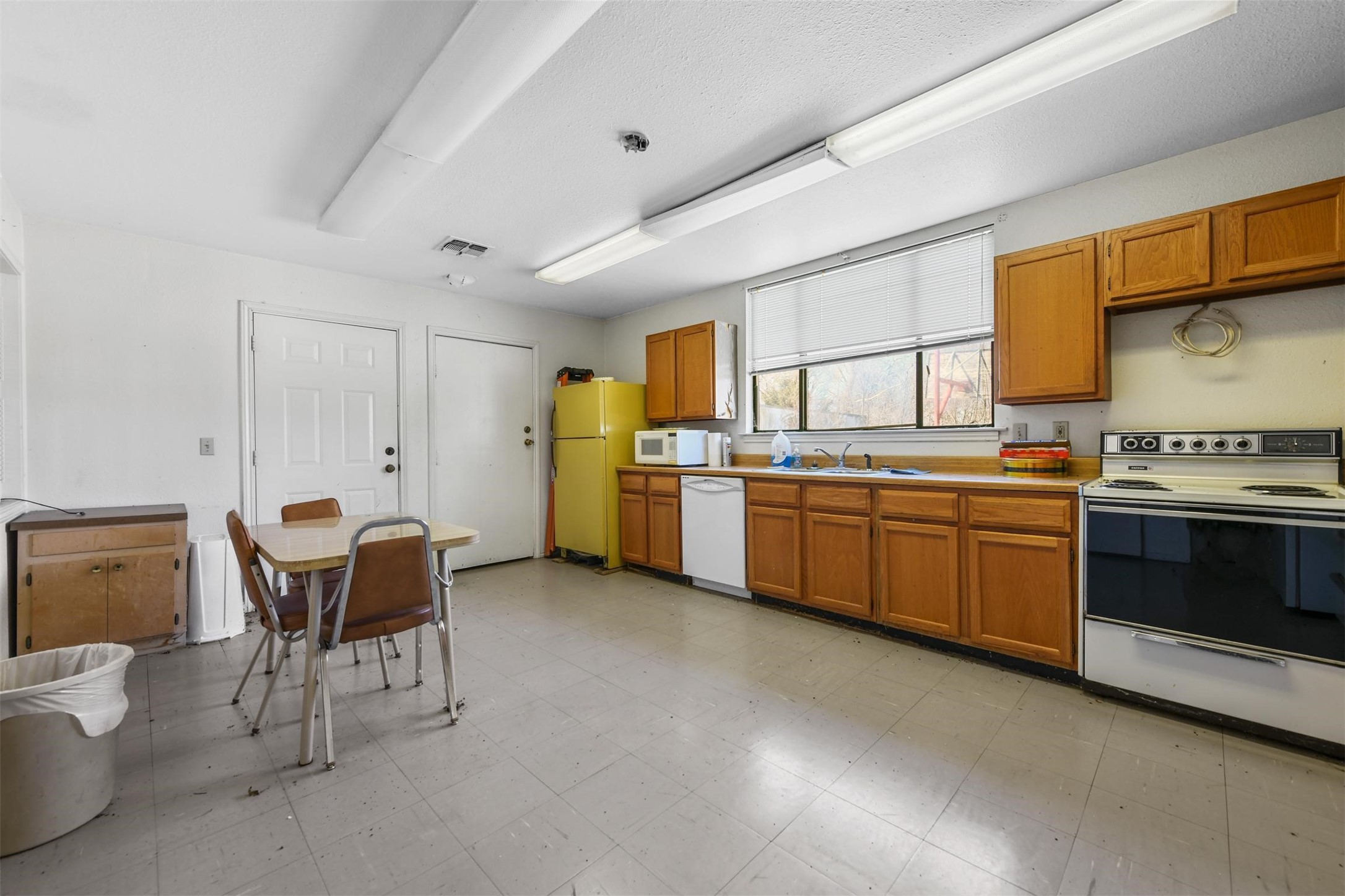 1505 E Henderson Street