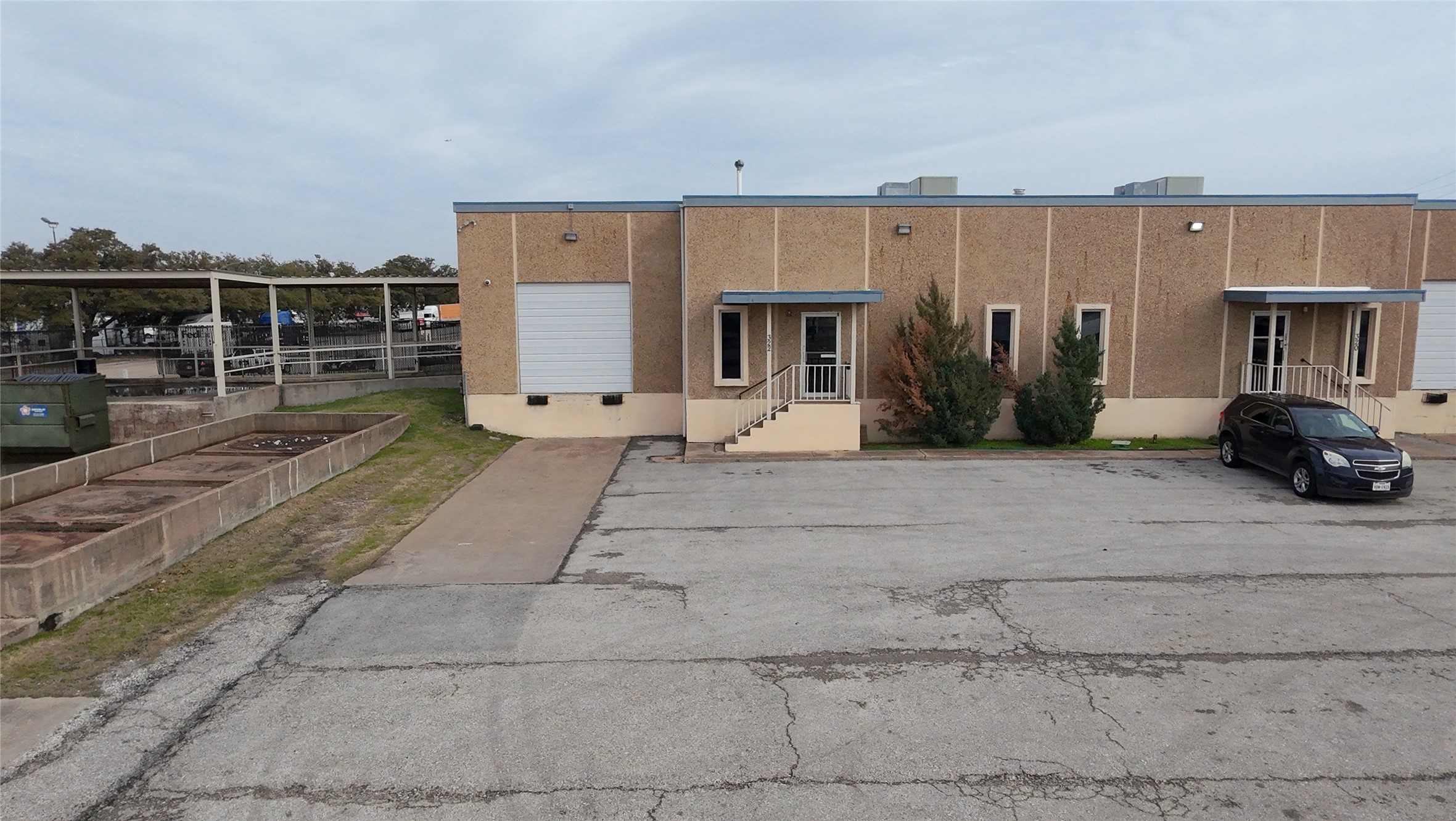 320 International Drive