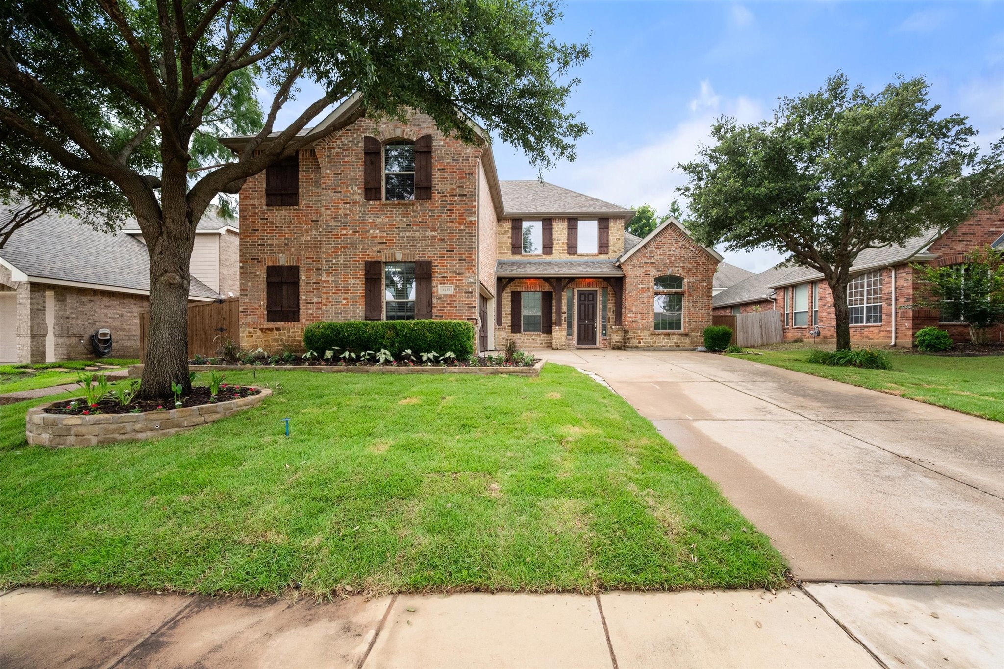 4212 Wildbriar Lane