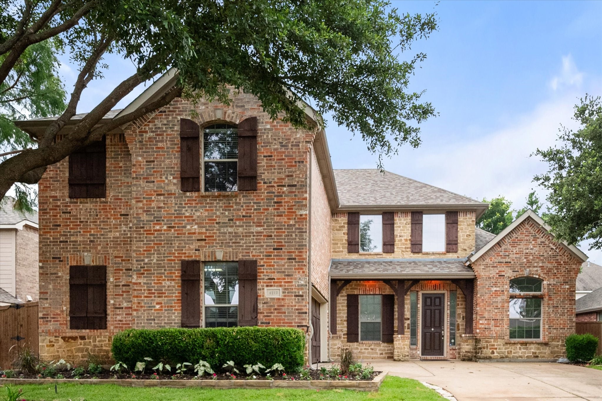 4212 Wildbriar Lane