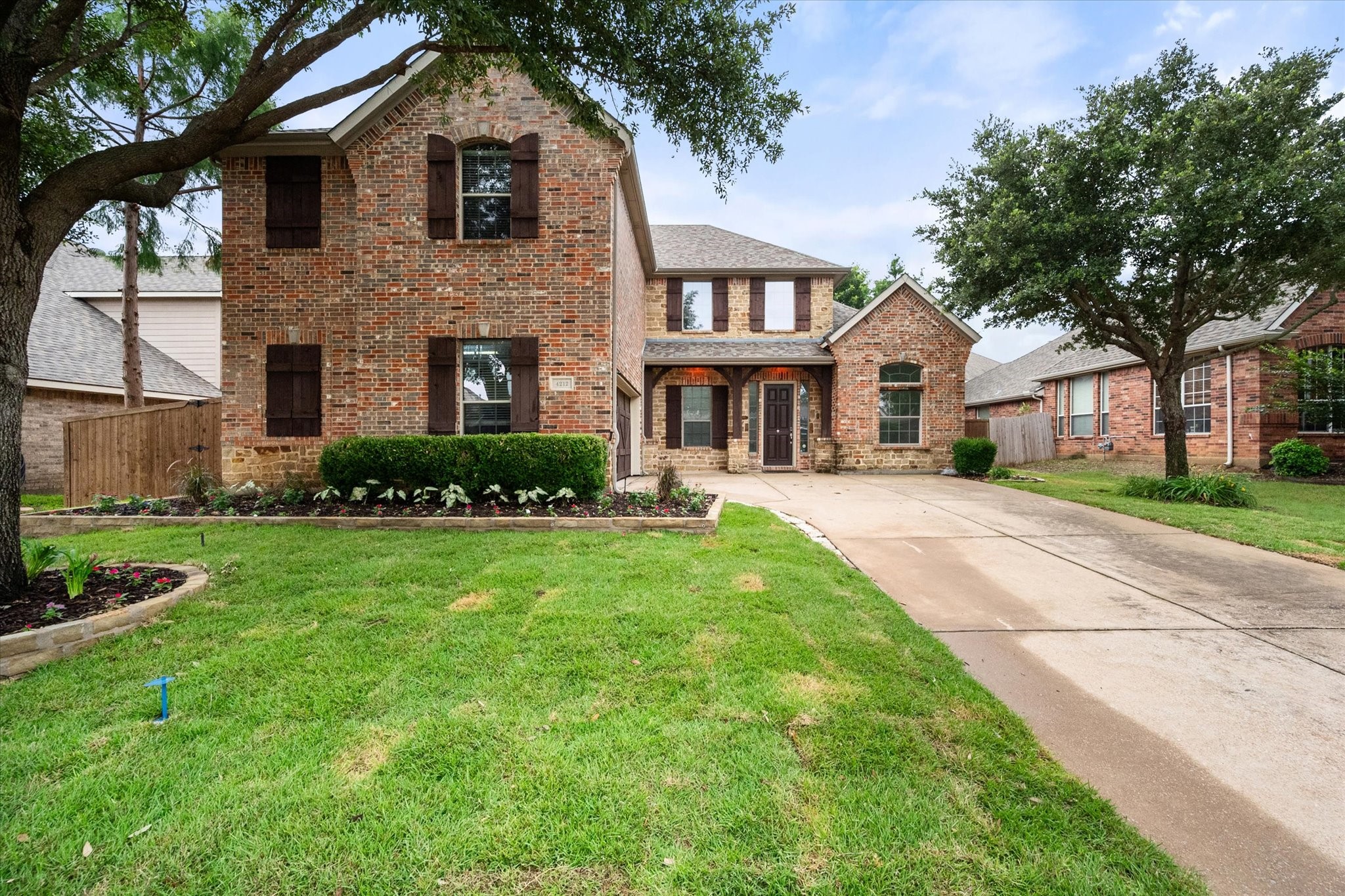 4212 Wildbriar Lane