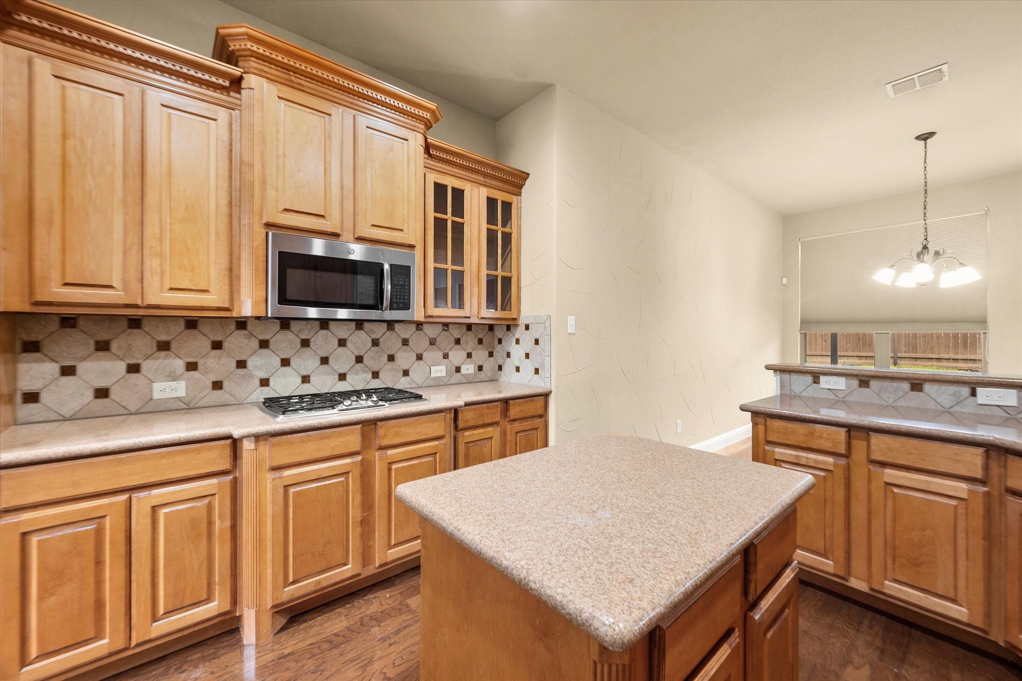 4212 Wildbriar Lane