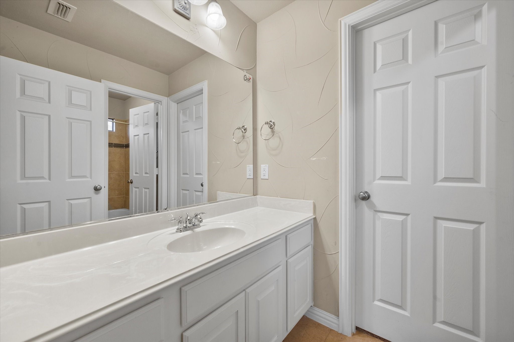 4212 Wildbriar Lane
