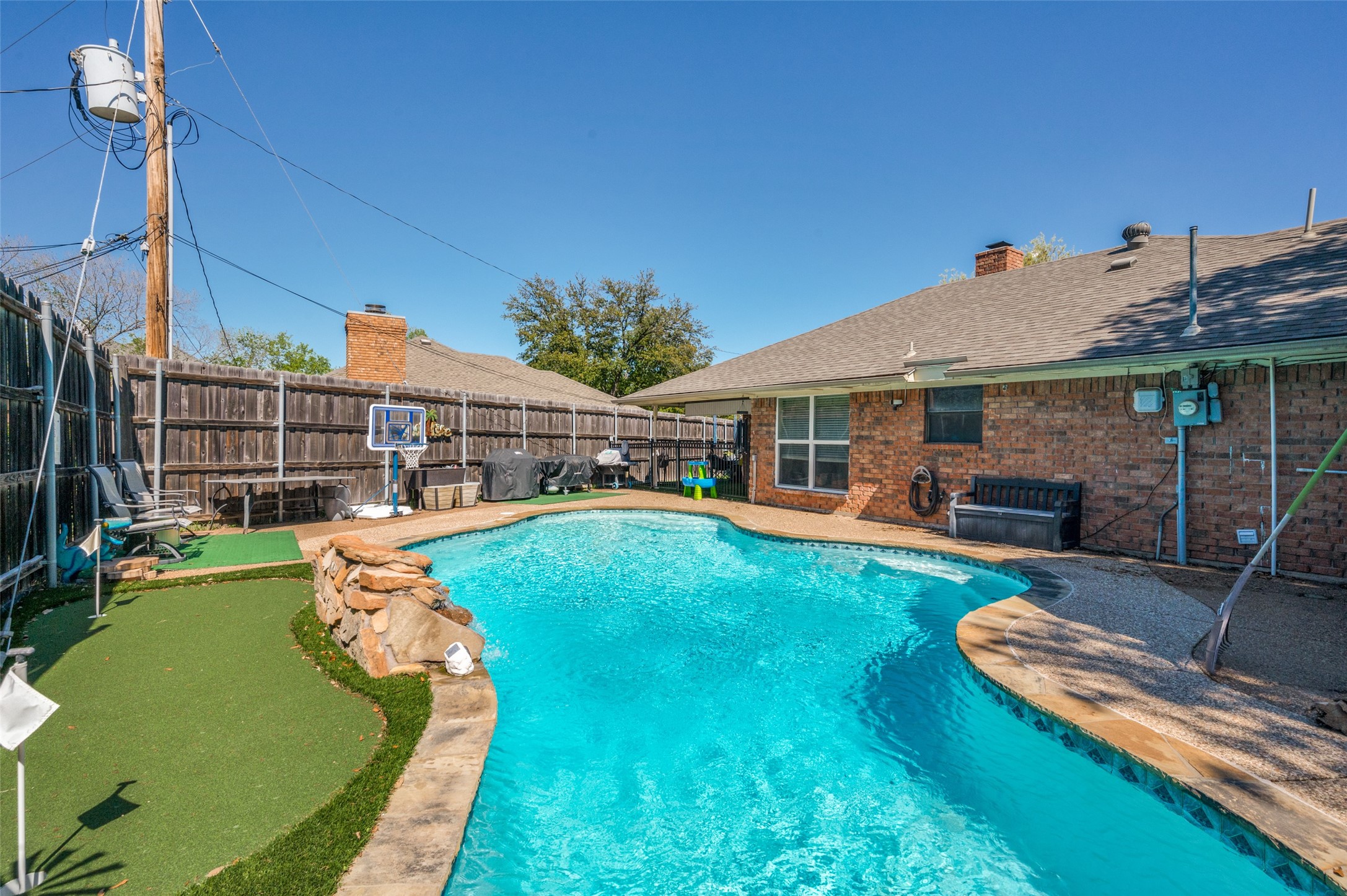 4801 Rockhampton Drive