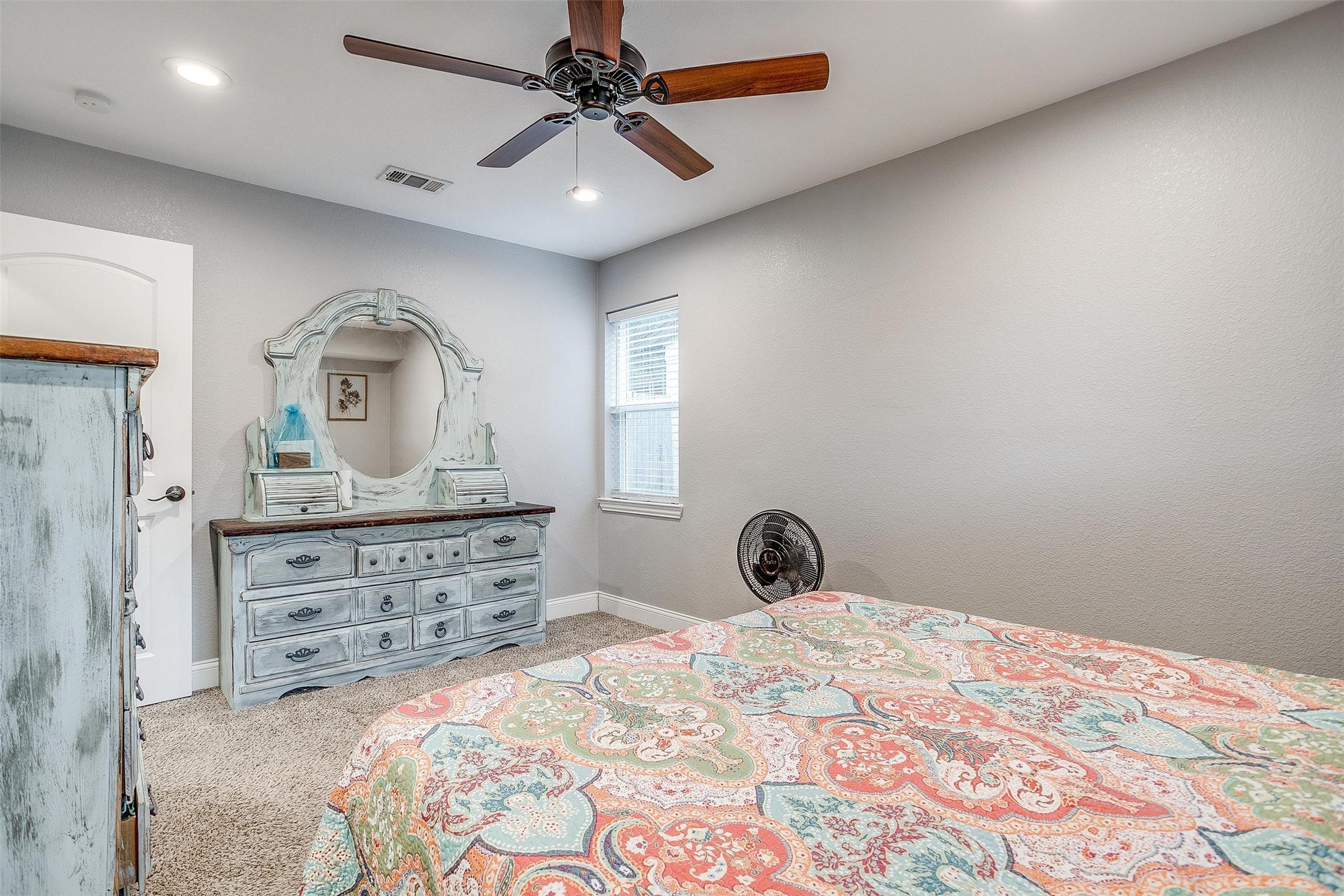 829 SW Sundown Trail