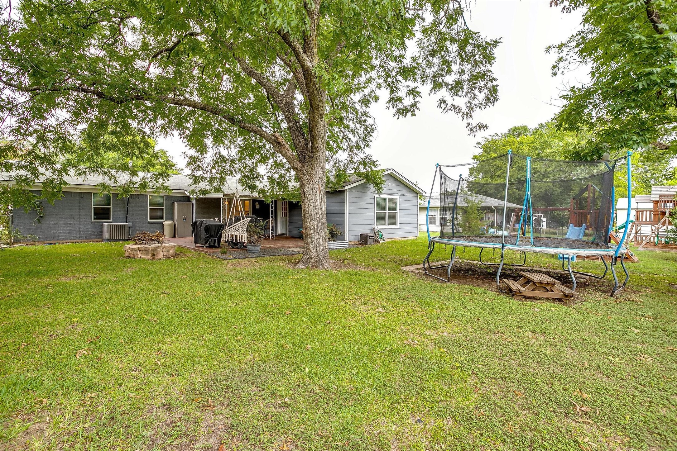 829 SW Sundown Trail