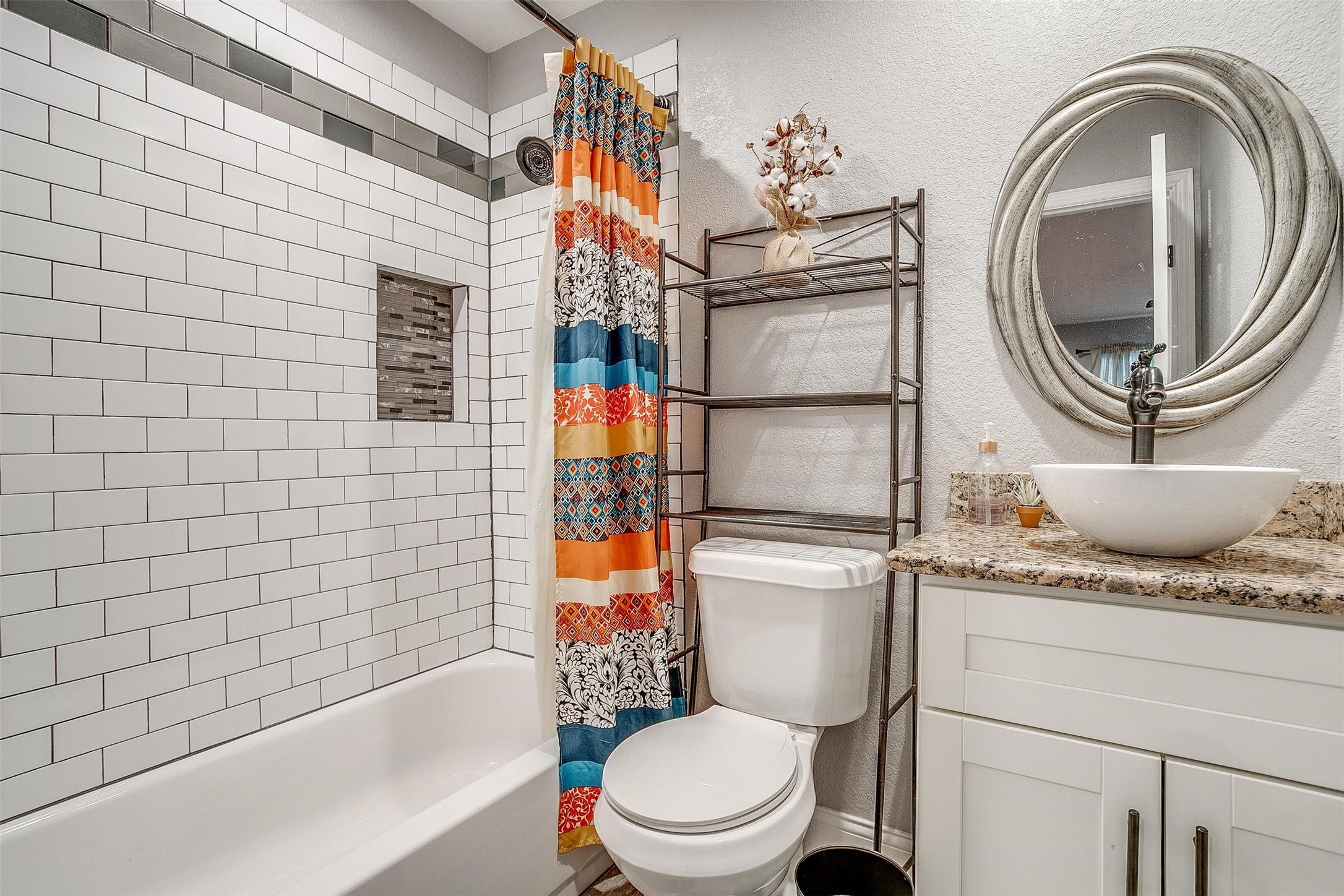 829 SW Sundown Trail