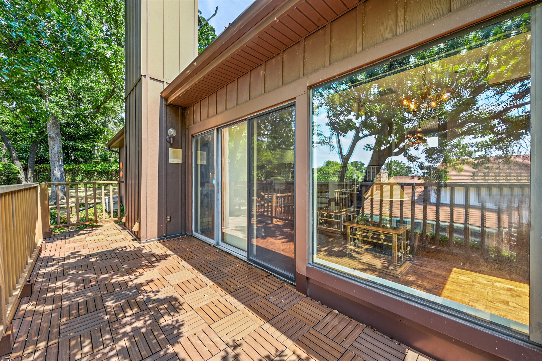 6005 Driftwood Court