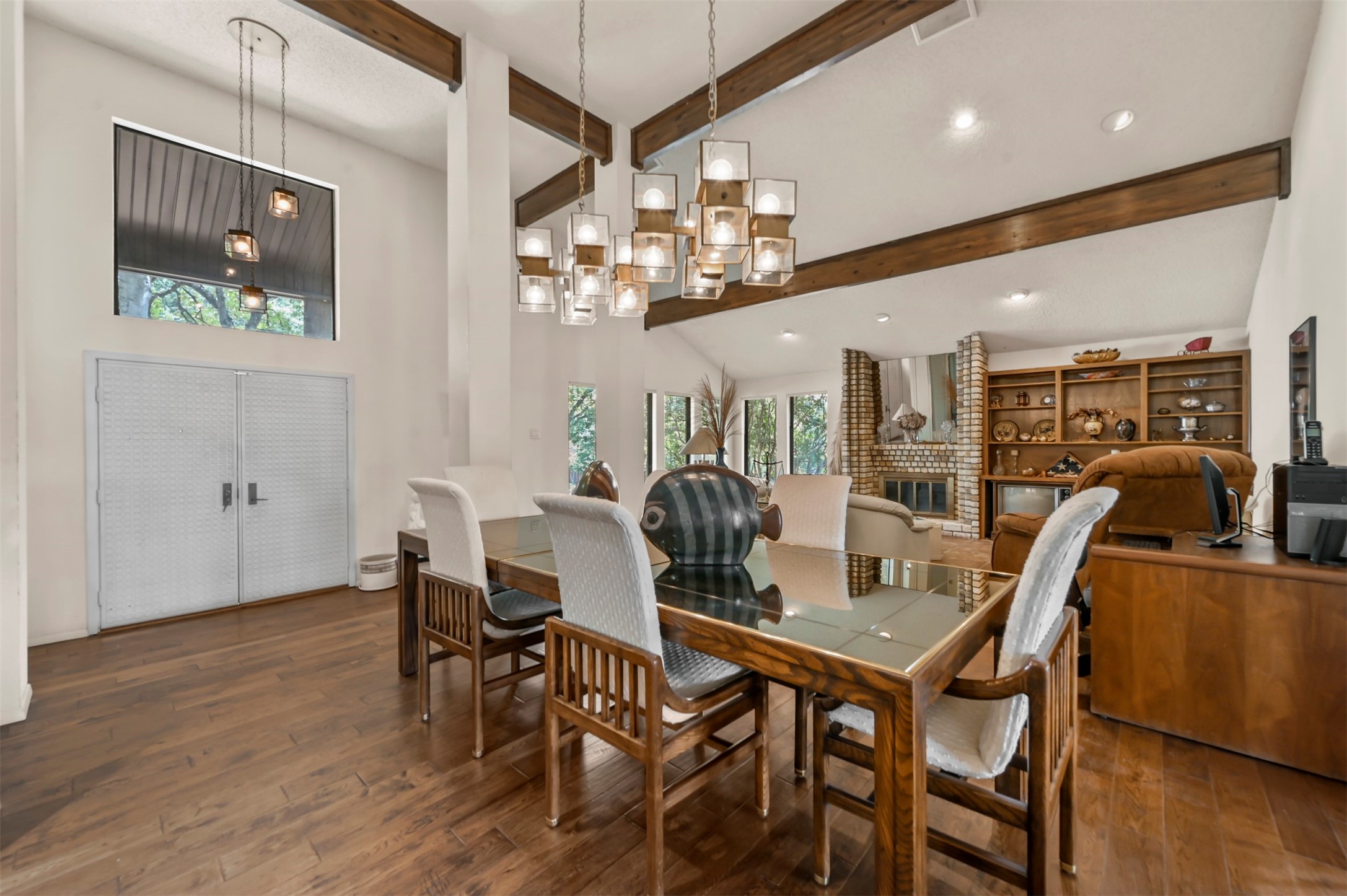 6005 Driftwood Court
