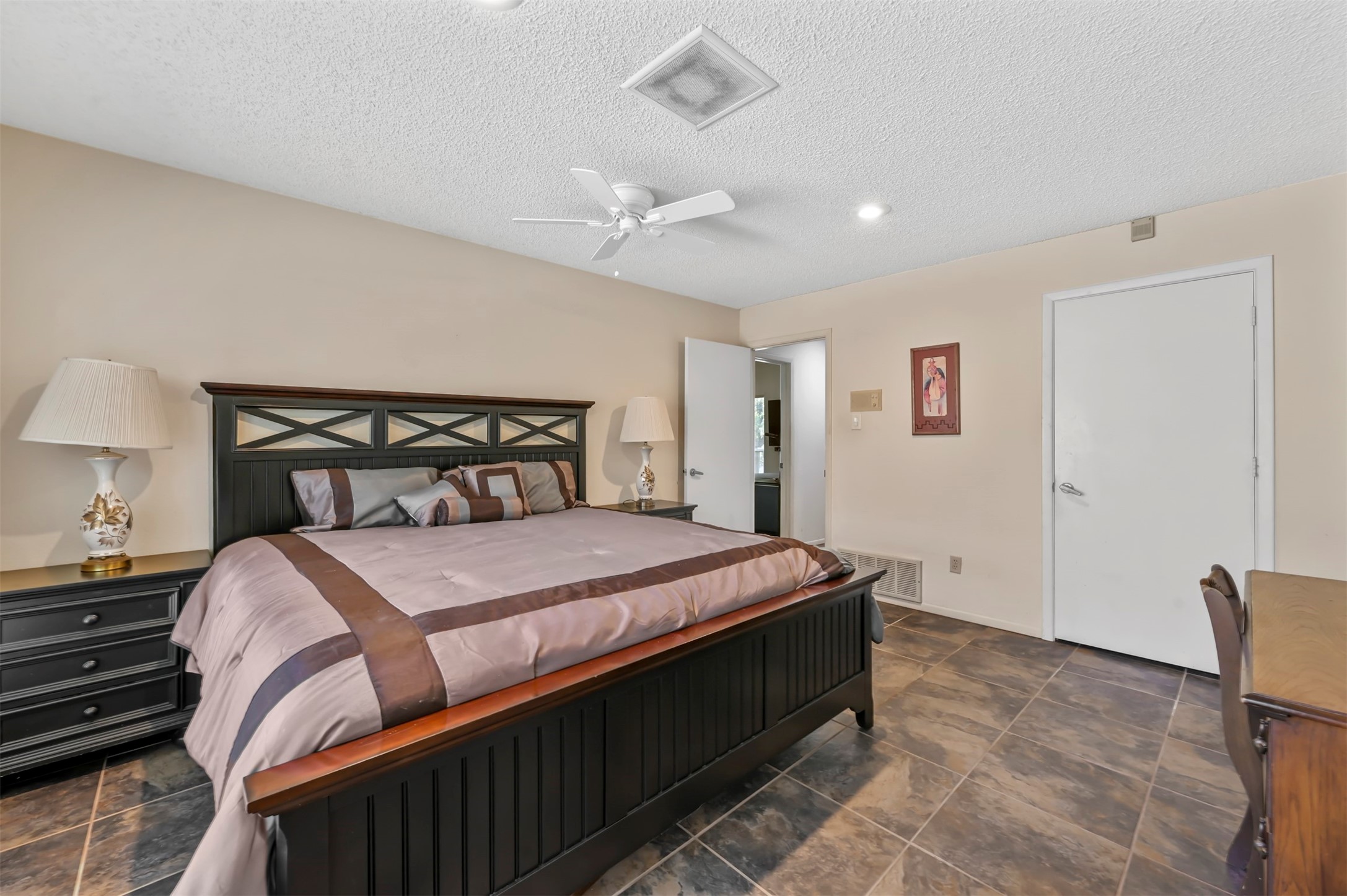 6005 Driftwood Court