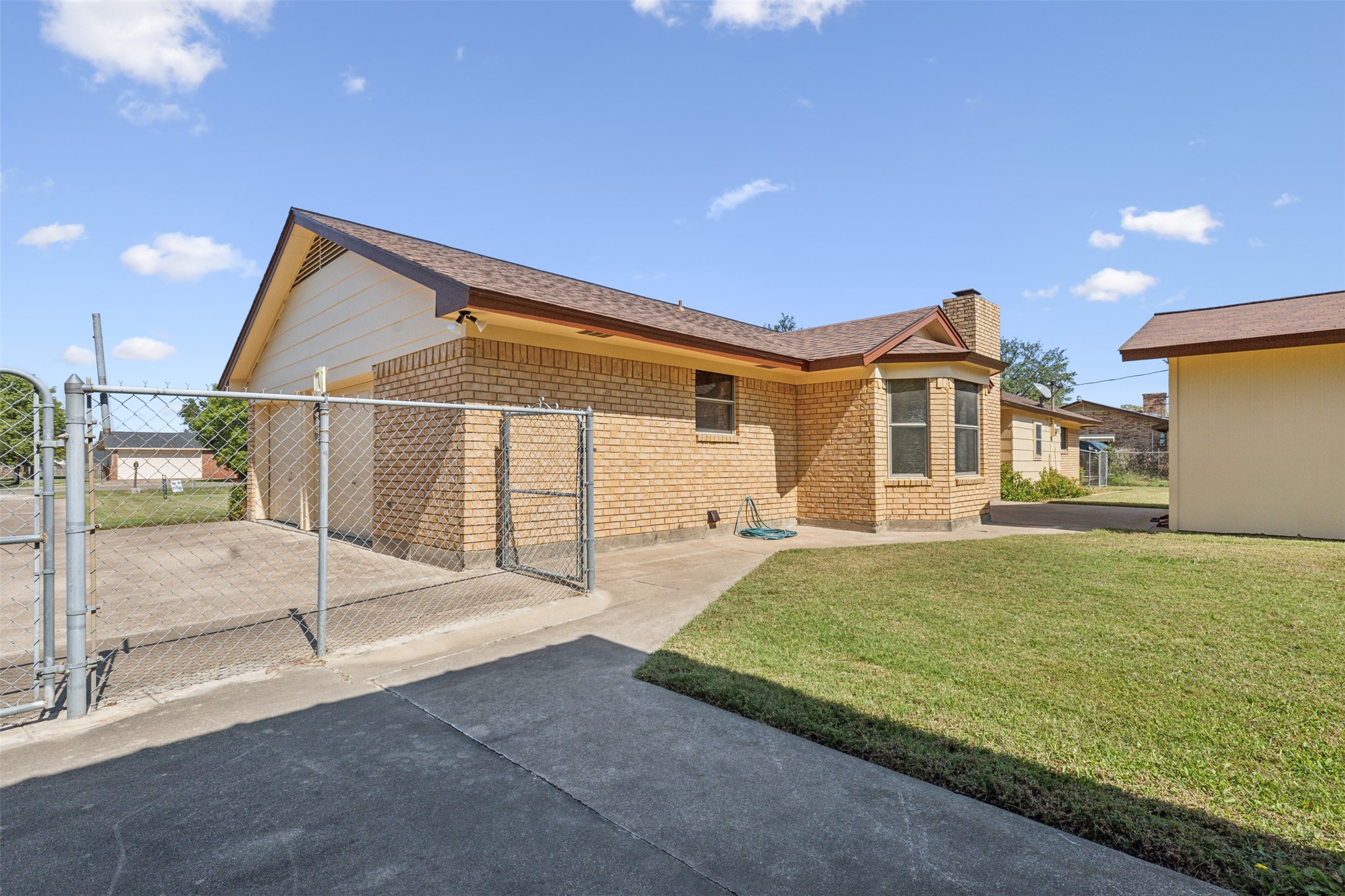 116 Southwood Drive