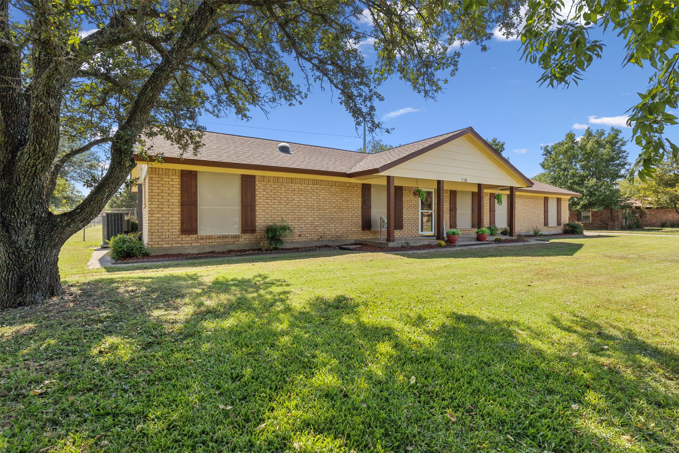 116 Southwood Drive
