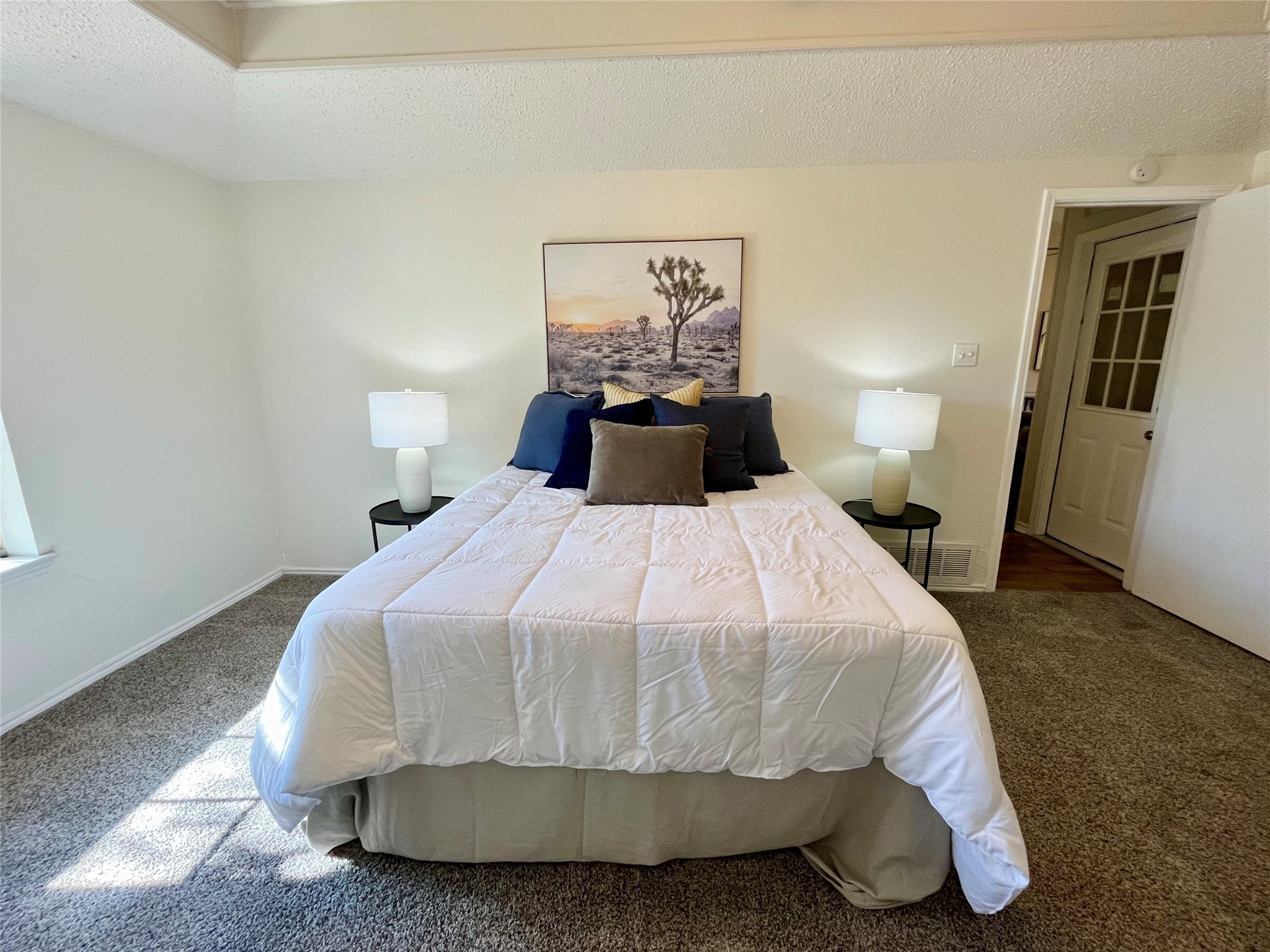 1604 Brook Glen Drive
