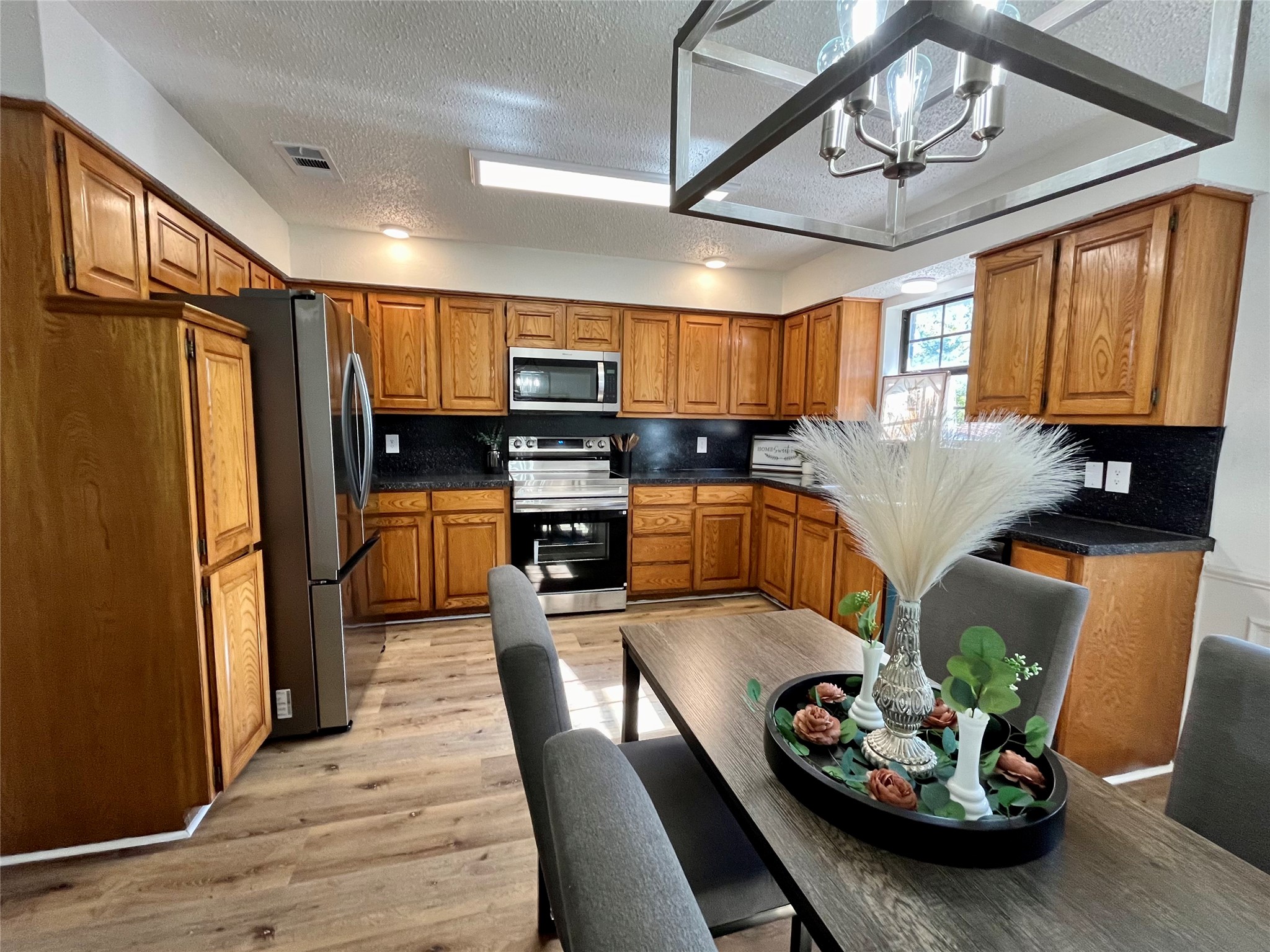 1604 Brook Glen Drive