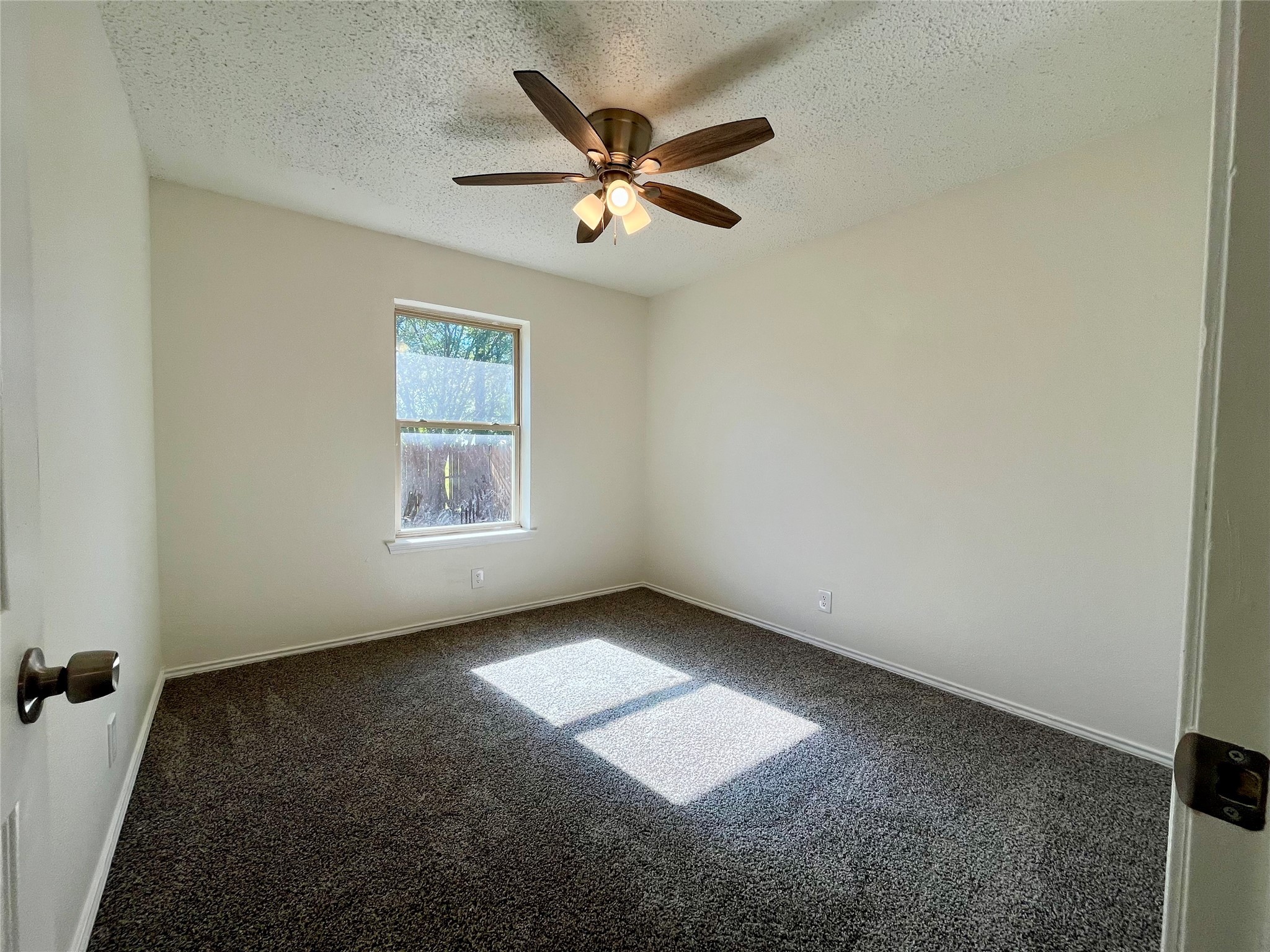 1604 Brook Glen Drive