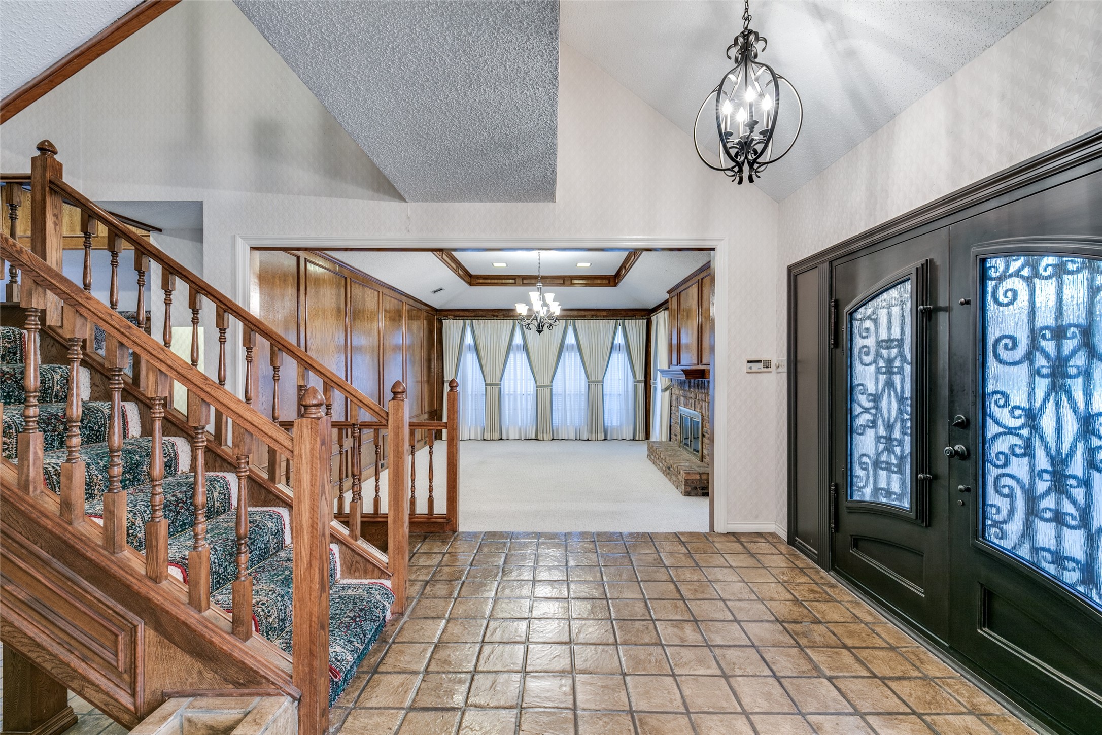 3821 Manchester Circle