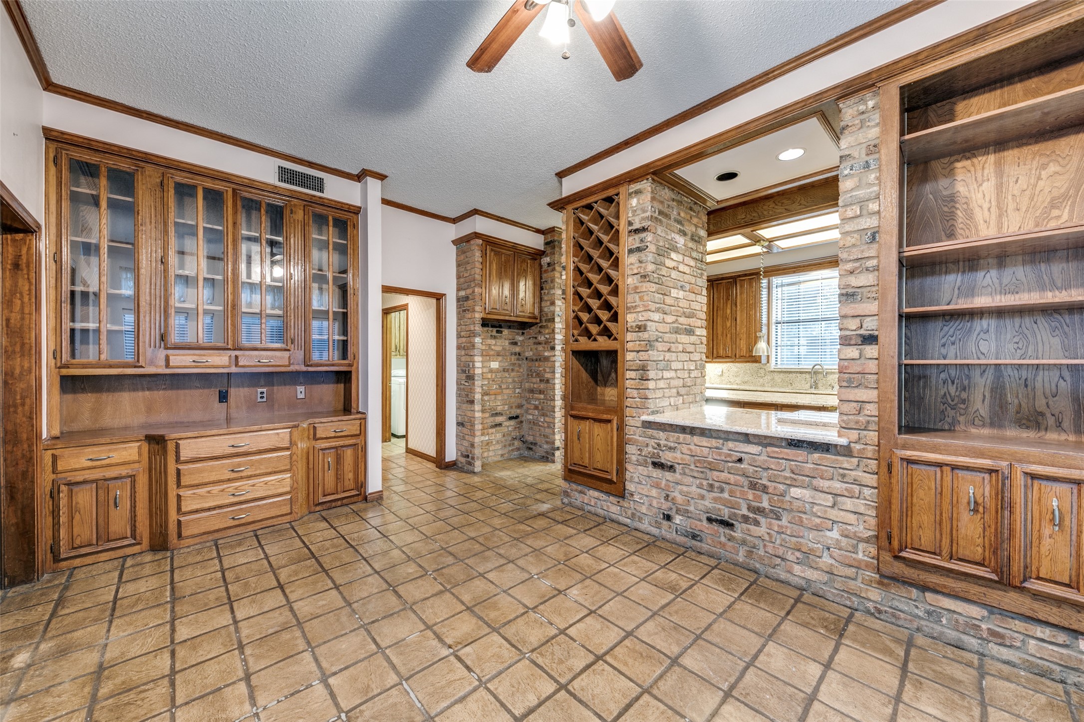 3821 Manchester Circle