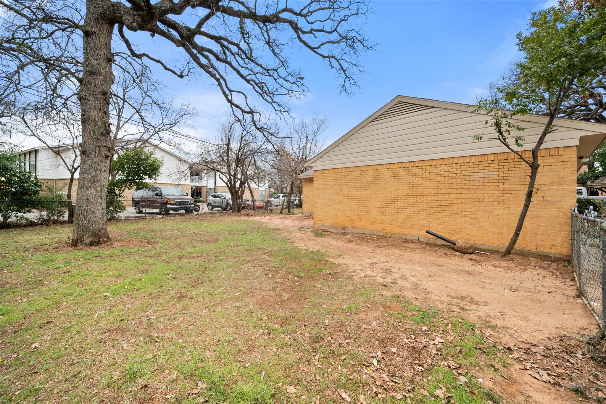 1805 Donna Street