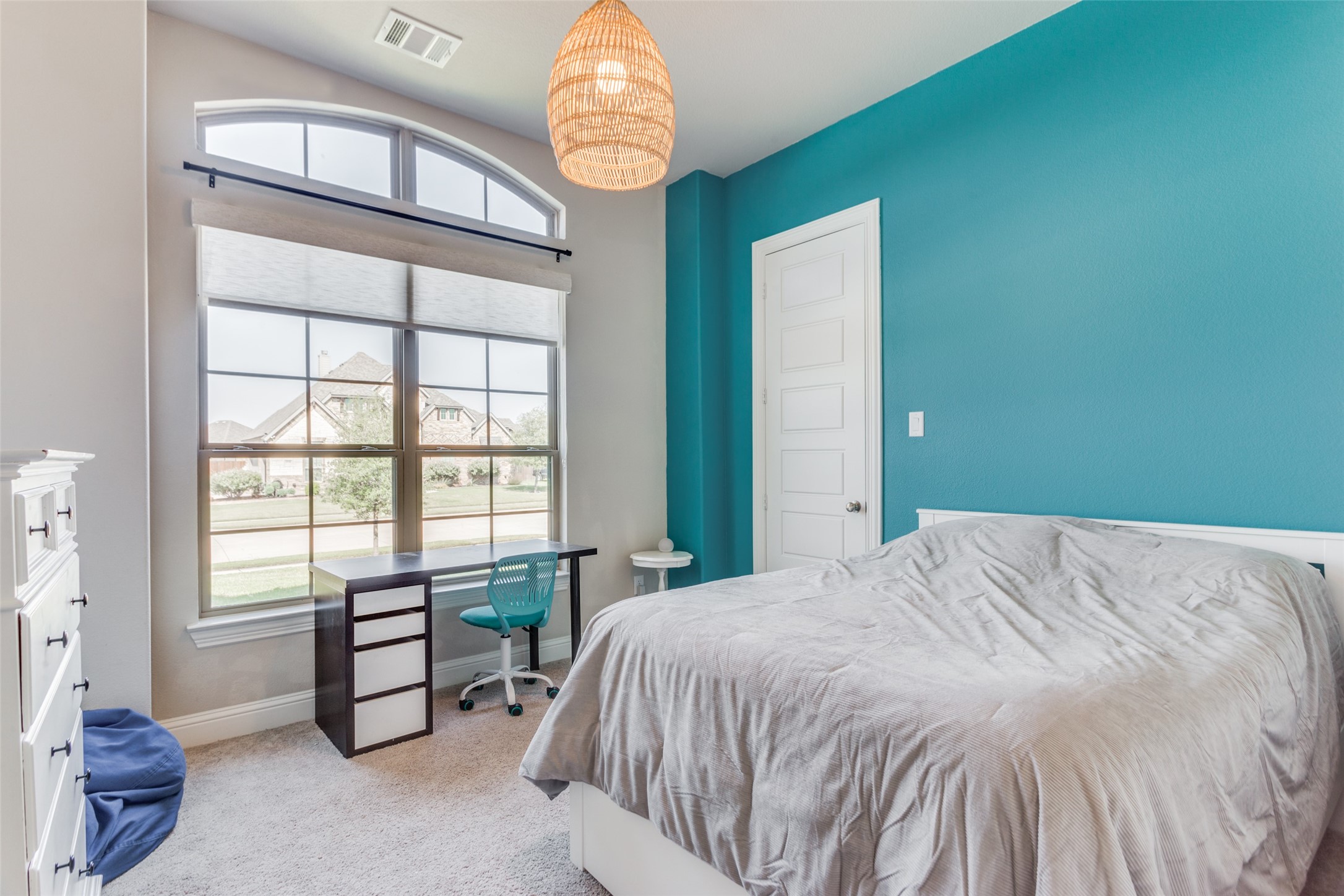 1933 Monteverde Court