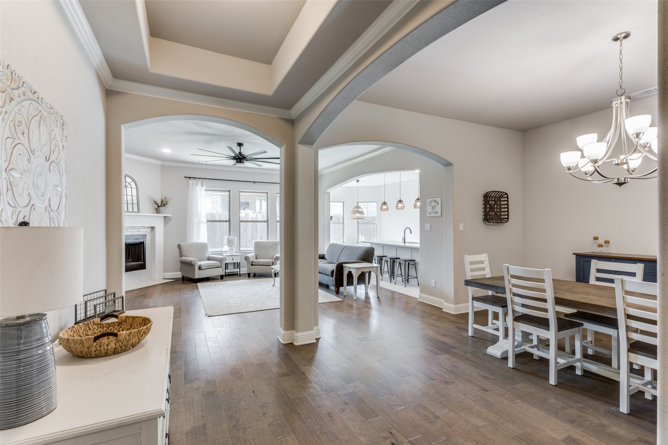 1933 Monteverde Court