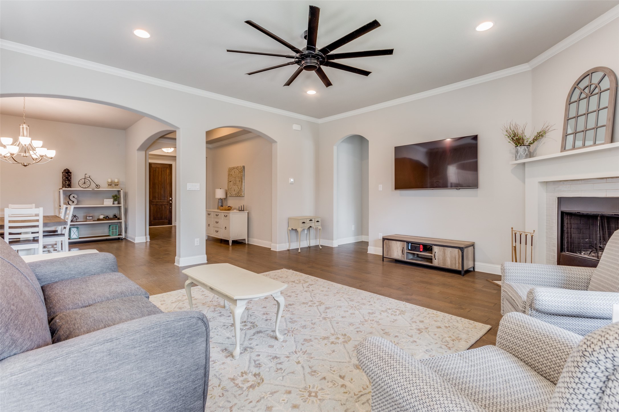 1933 Monteverde Court