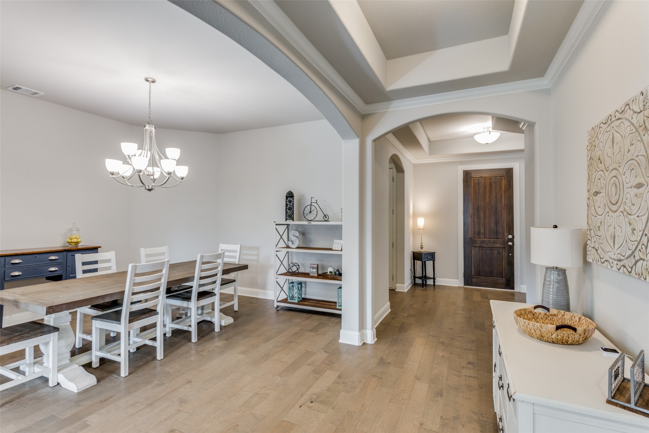 1933 Monteverde Court
