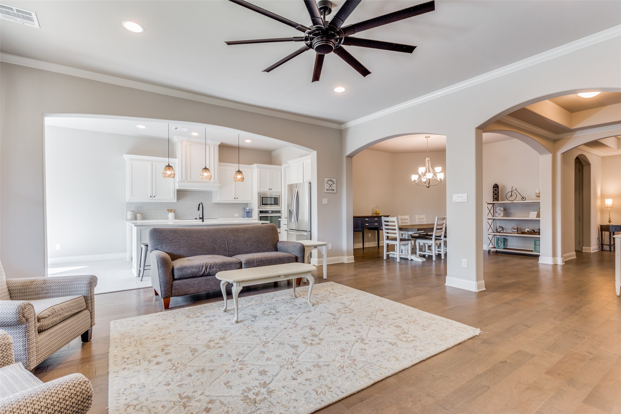 1933 Monteverde Court