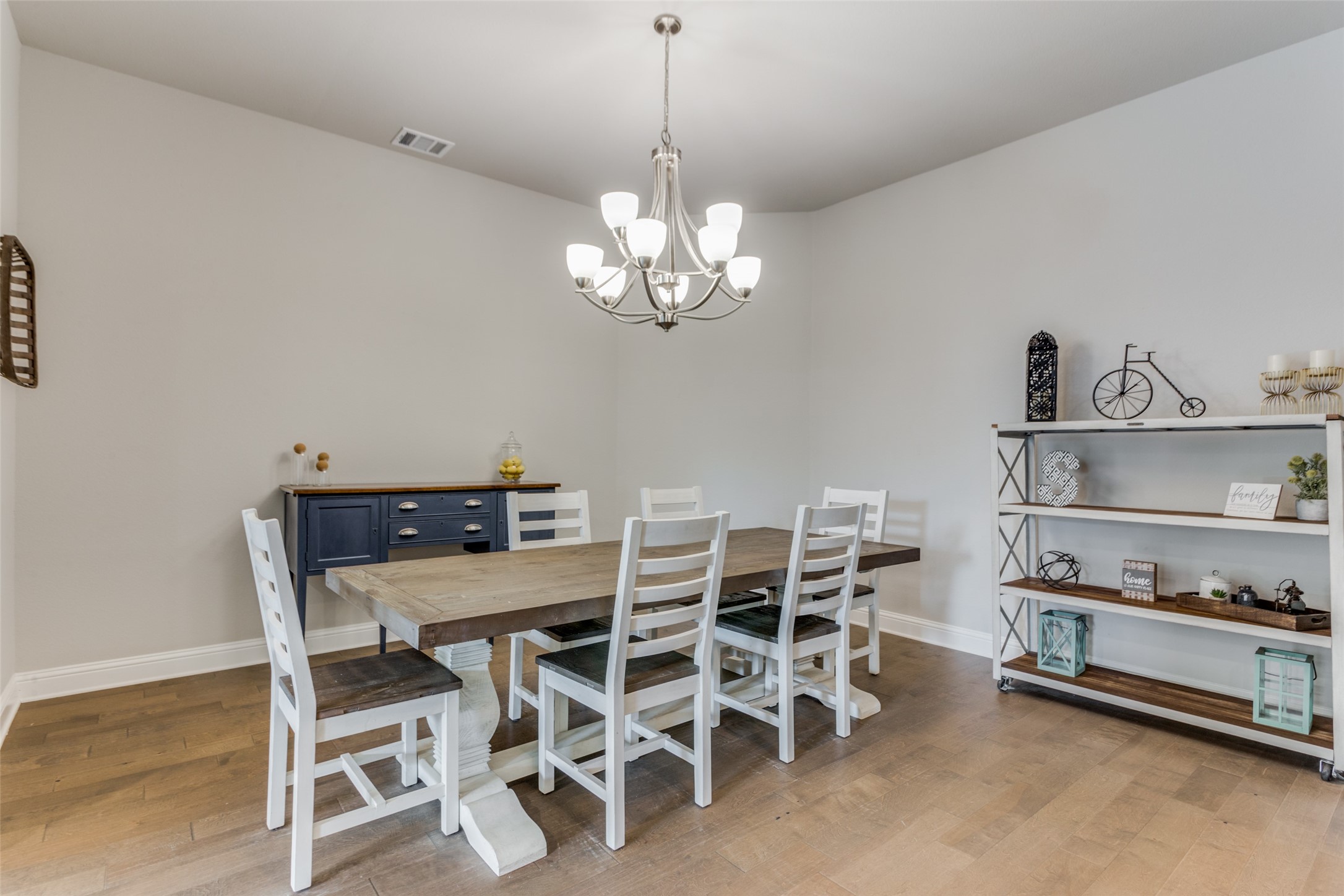 1933 Monteverde Court