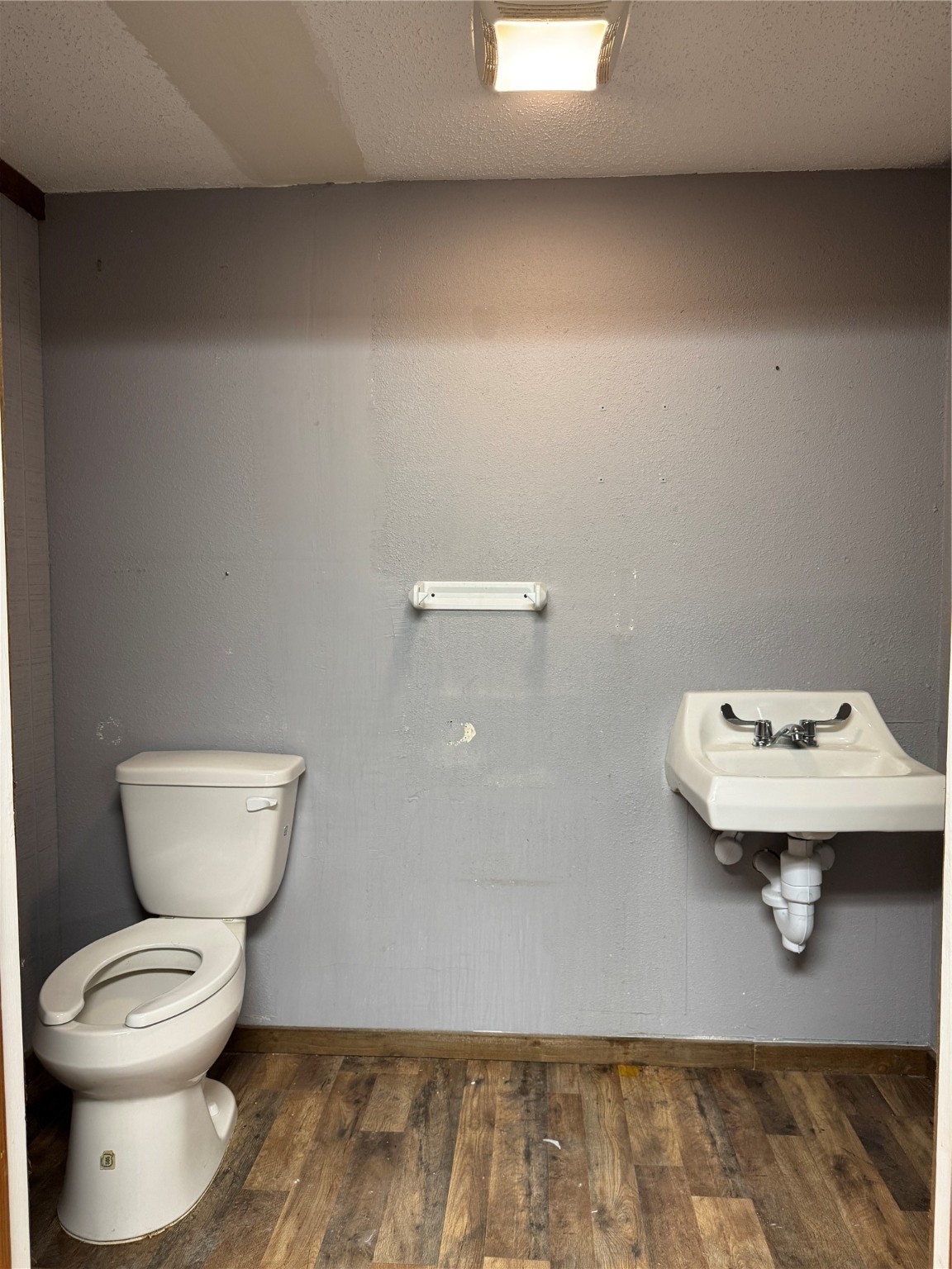 4228 US 67